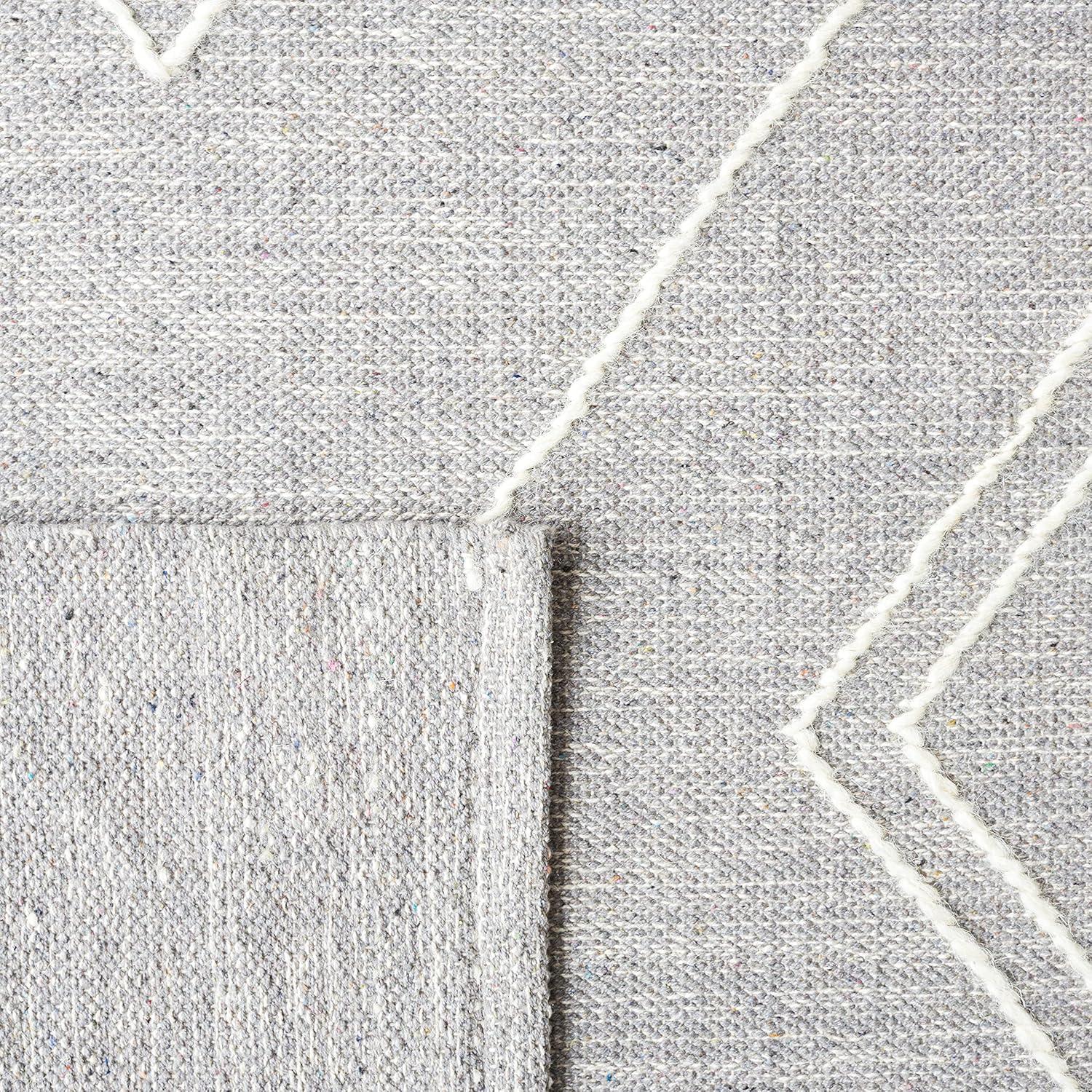 Steelside™ Holtby Southwestern Handmade Flatweave Gray/Ivory Area Rug