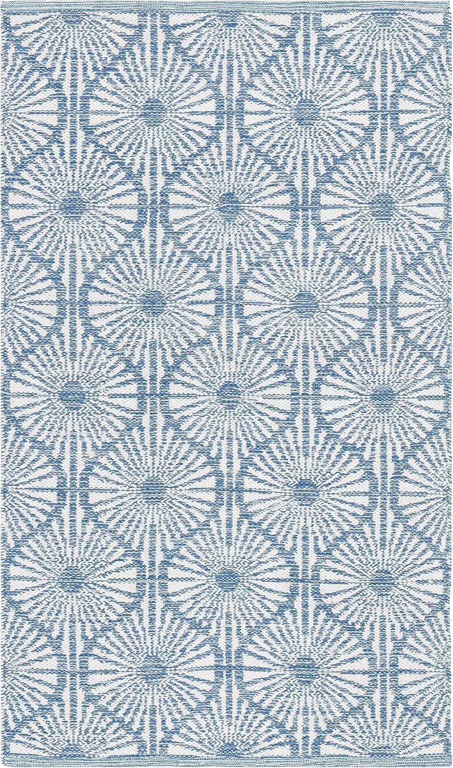 Montauk MTK606 Hand Woven Indoor Accent Rug - Blue/Ivory - 3'x5' - Safavieh