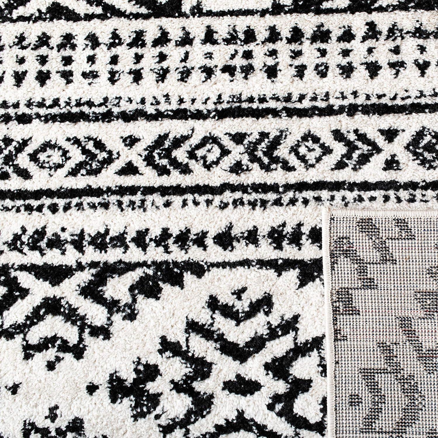 Tulum TUL272 Power Loomed Indoor Area Rug - Ivory/Black - 8'x8' - Safavieh