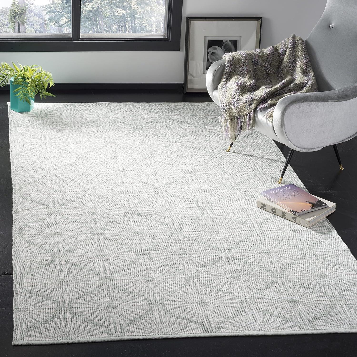 Montauk MTK606 Hand Woven Indoor Accent Rug - Light Green/Ivory - 3'x5' - Safavieh