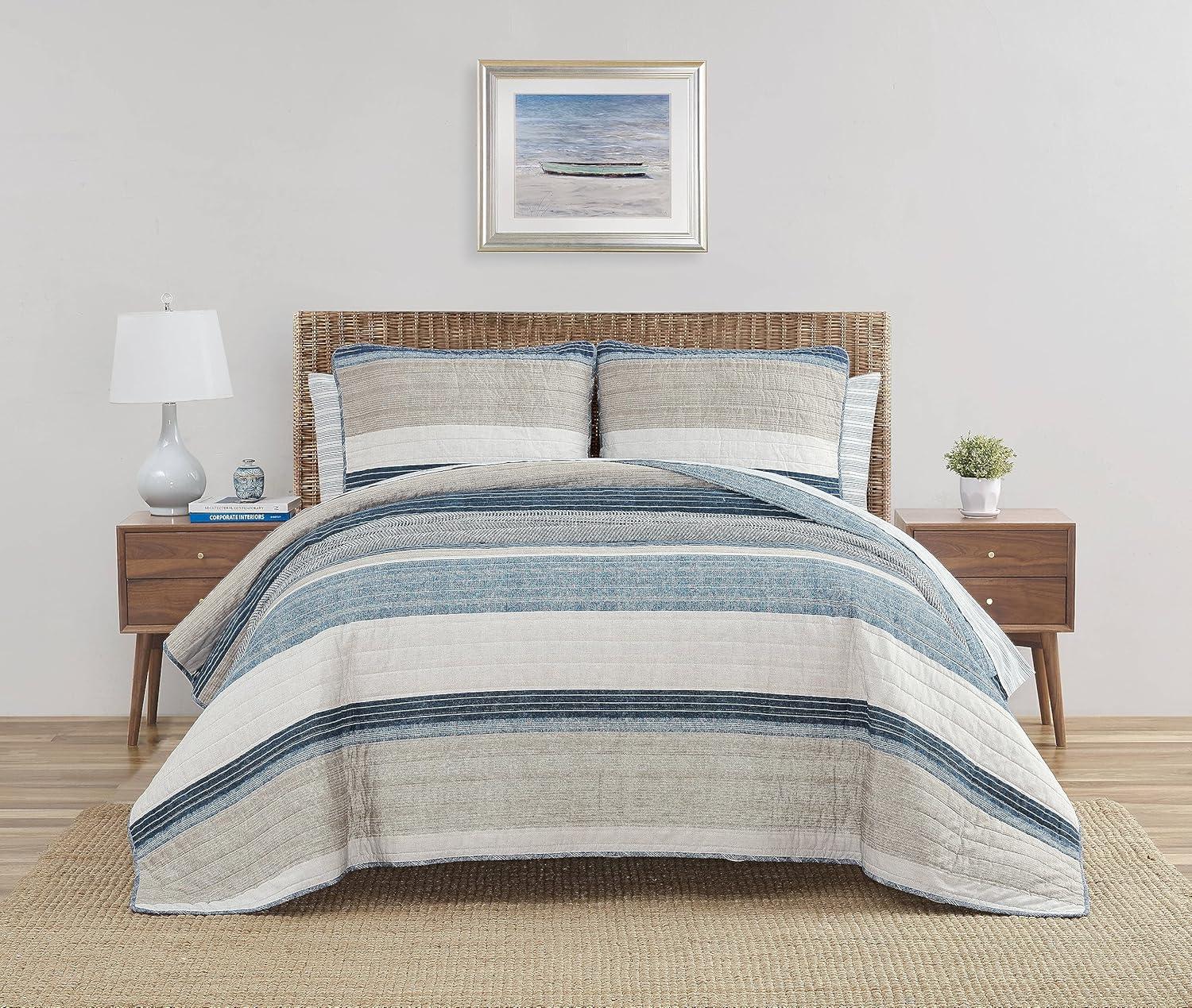 Full Blue Mirage Cotton Reversible Quilt Set