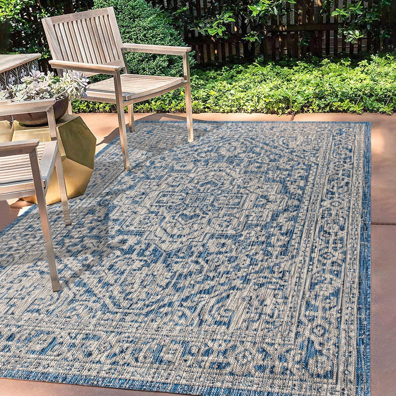 3'x5' Sinjuri Medallion Textured Weave Indoor/Outdoor Area Rug, Navy/Gray - JONATHAN Y