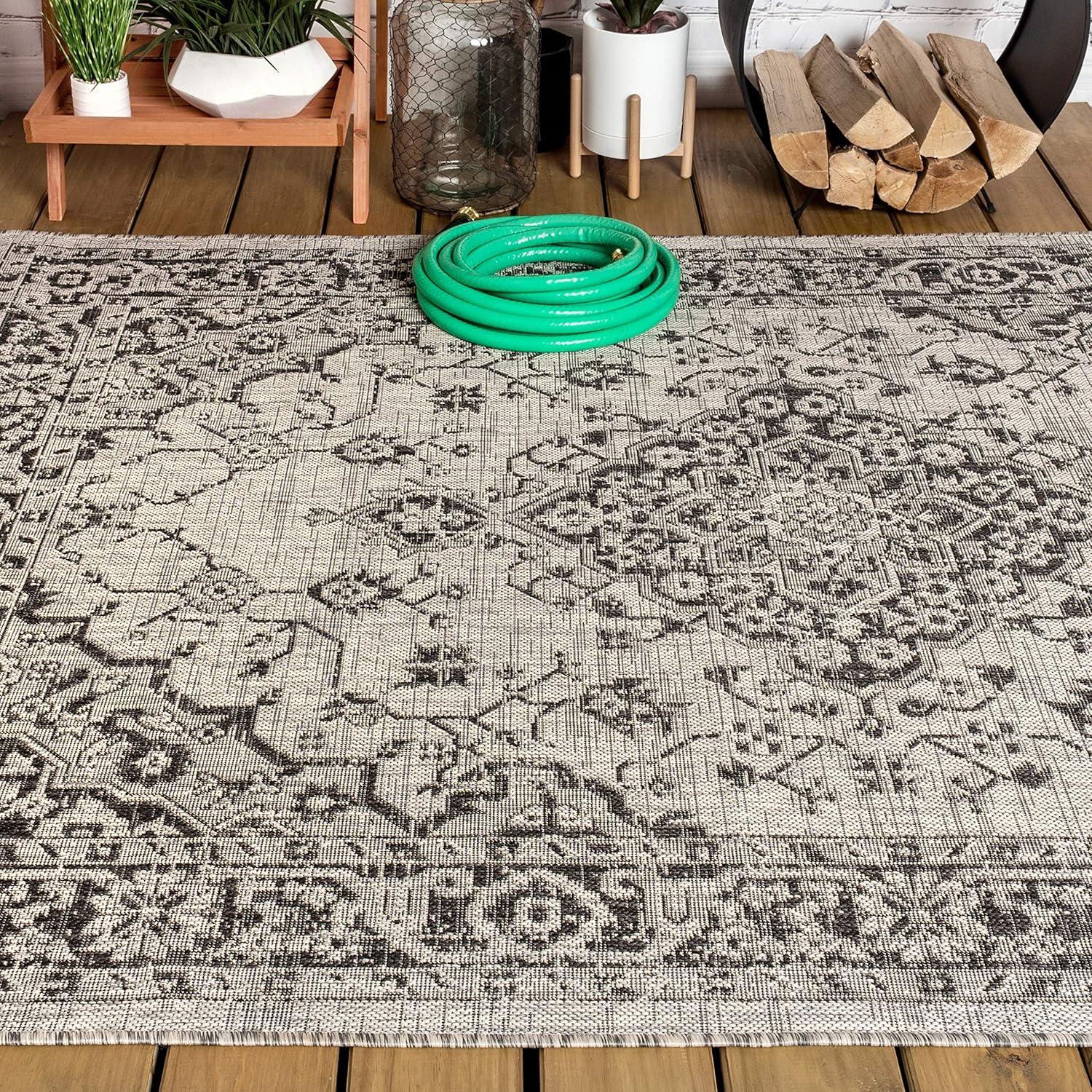 4'x6' Rozetta Boho Medallion Textured Weave Indoor/Outdoor Area Rug, Gray/Black - JONATHAN Y