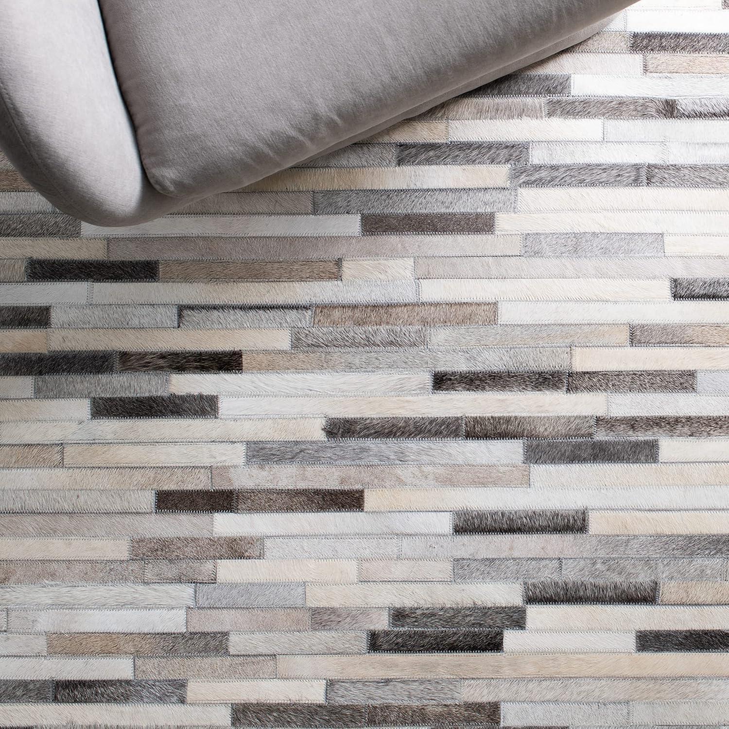 Studio Leather STL809 Hand Woven Runner Rug - Ivory/Grey - 2'3"x7' - Safavieh.