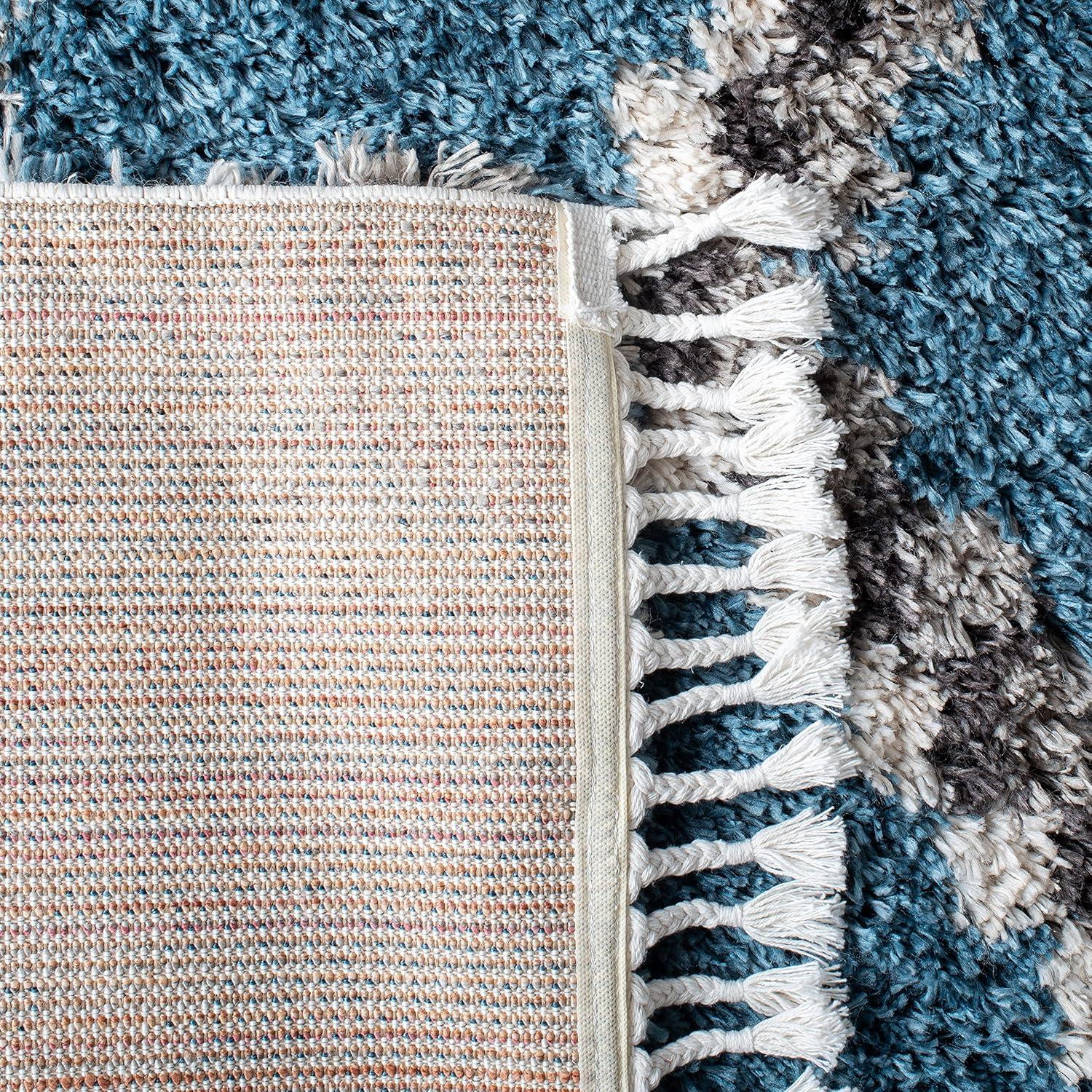 SAFAVIEH Morocco Collection Accent Rug - 4' x 6', Blue & Grey, Moroccan Boho Tribal Design, Non-Shedding & Easy Care, Ideal for High Traffic Areas in Entryway, Living Room, Bedroom (MRC987M)
