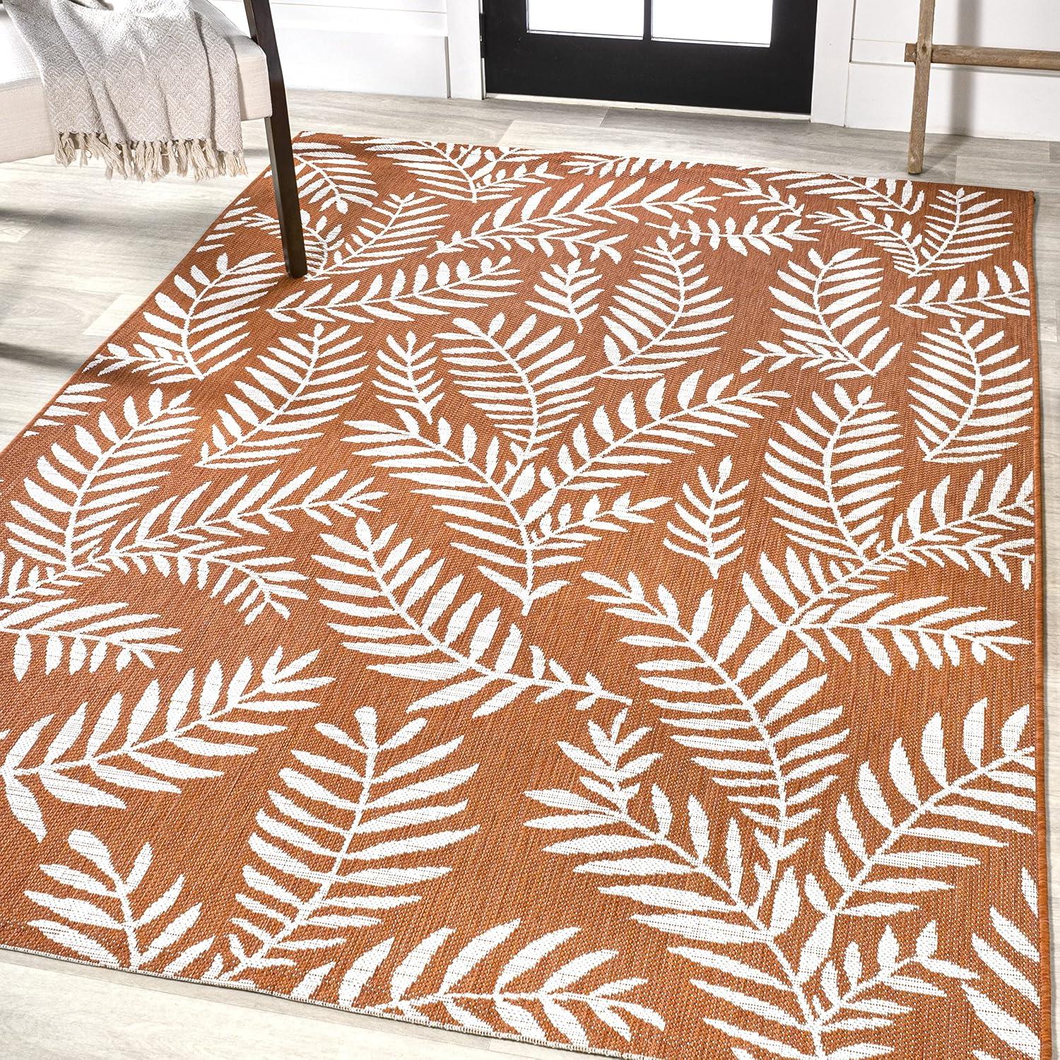 Nevis Palm Frond Indoor/Outdoor Area Rug - JONATHAN Y