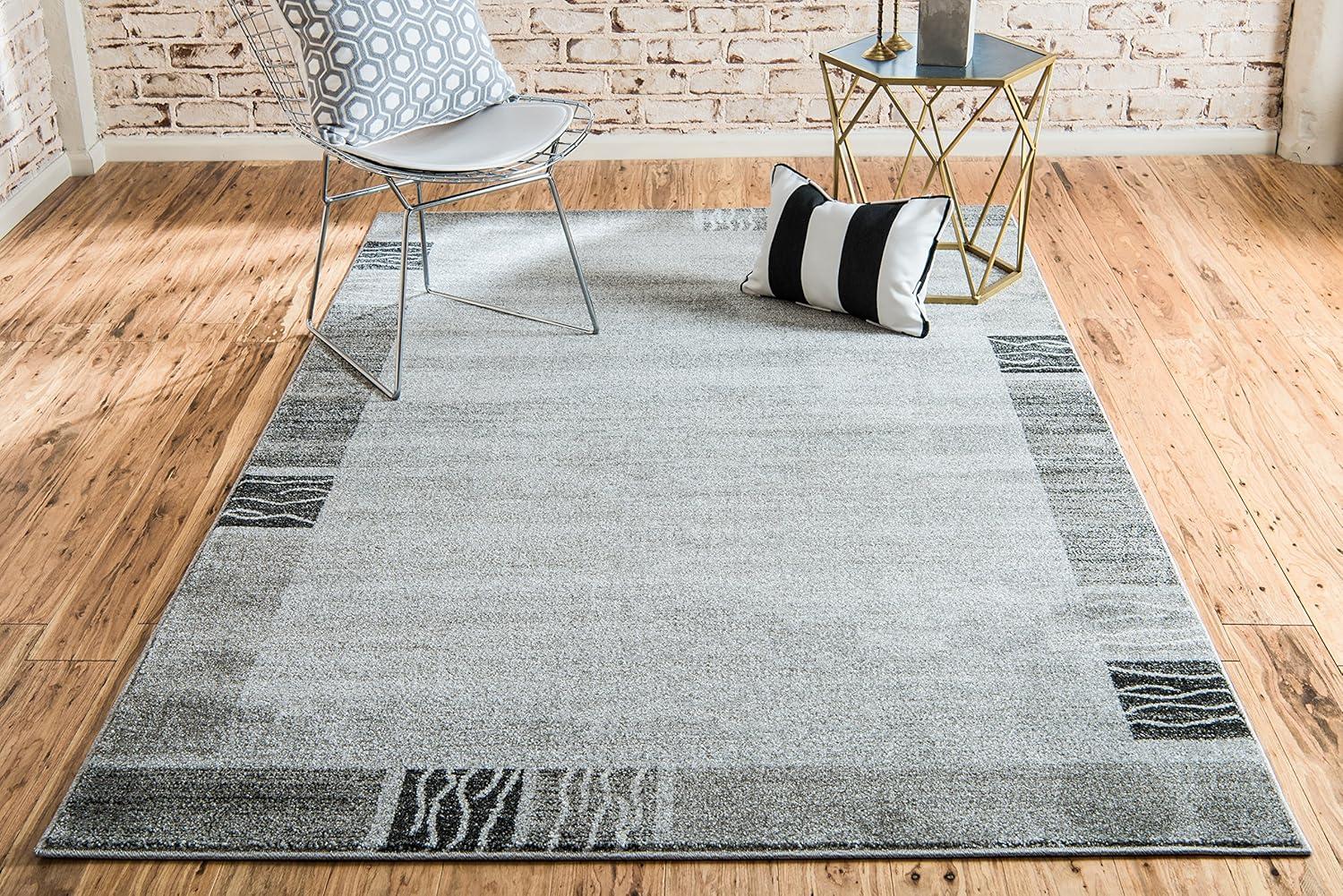 Modern Reversible Tufted Rug in Soft Gray - Easy Care, Stain-Resistant