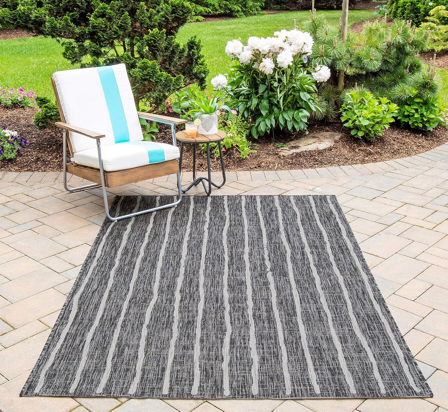 Charcoal Abstract Braided Edge Synthetic Area Rug 7'10" x 10'10"