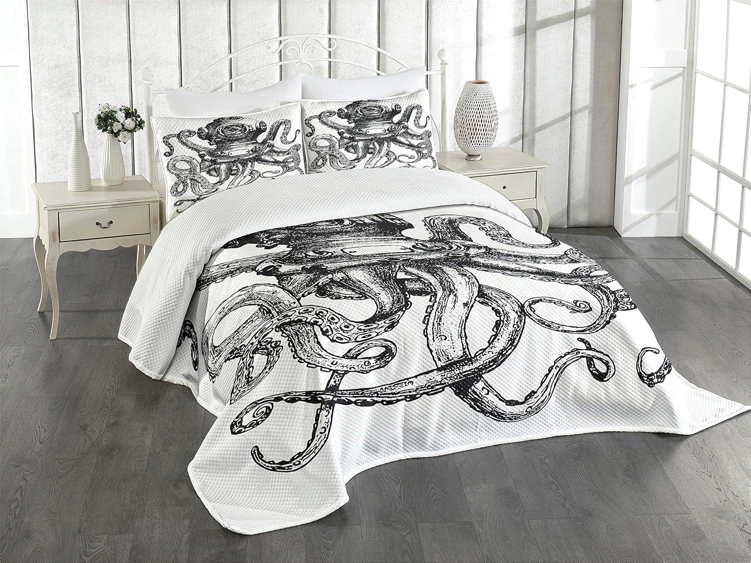 Queen White and Charcoal Octopus Polyester Bedspread Set