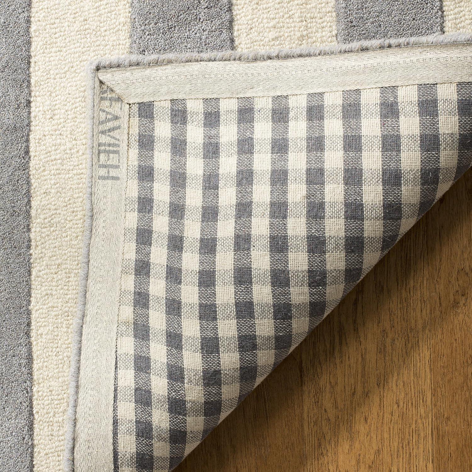 Cambridge CAM154 Hand Tufted Area Rug  - Safavieh