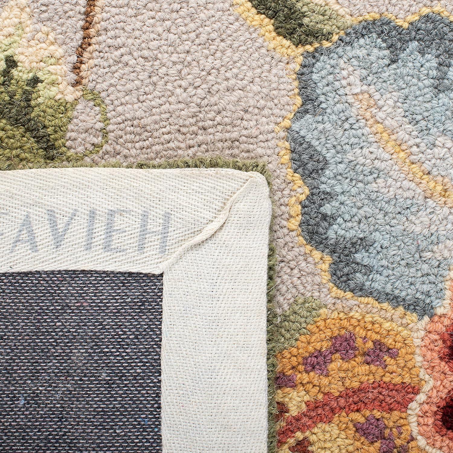 SAFAVIEH Chelsea Hayleigh Floral Wool Area Rug, Ivory, 2'6" x 4'