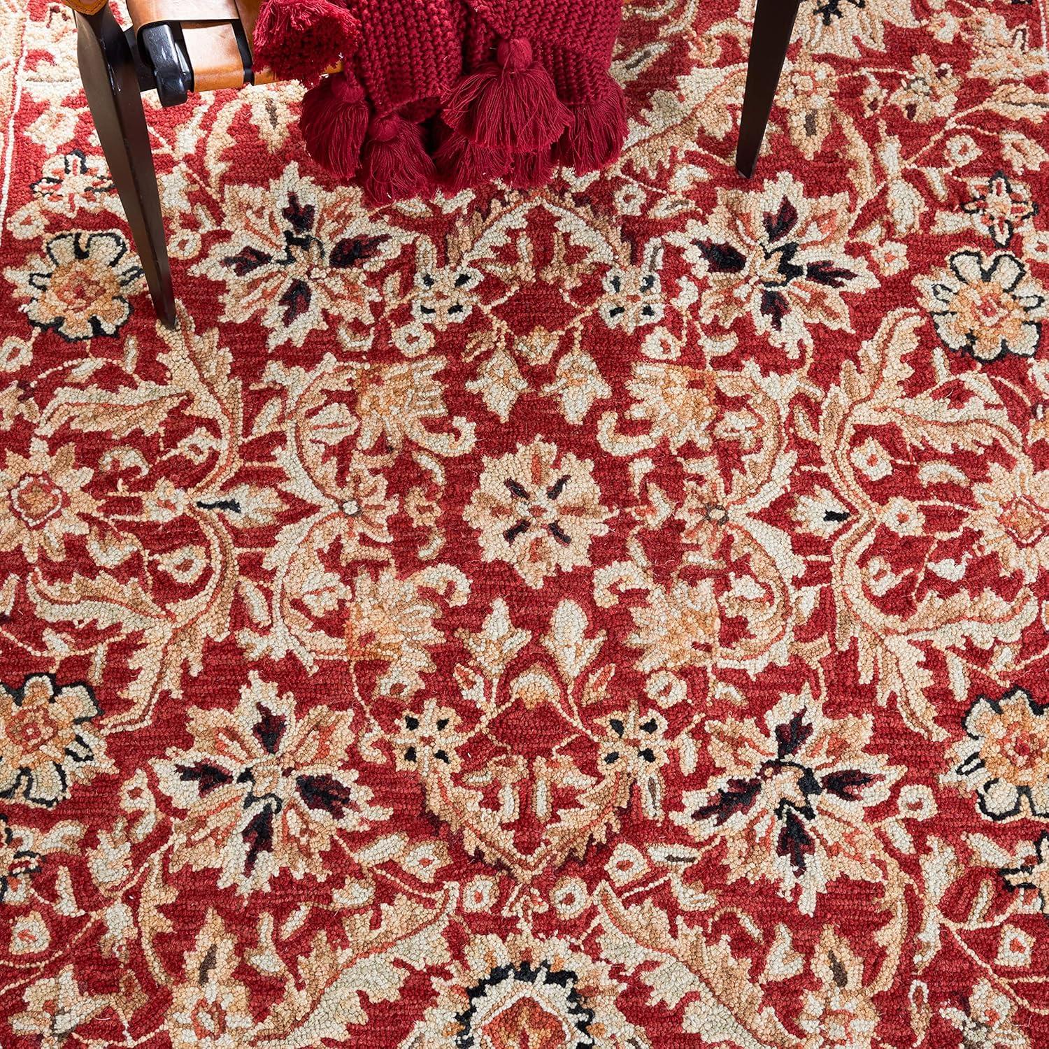 Chelsea HK157 Hand Hooked Area Rug - Red/Ivory - 5'3"x8'3" - Safavieh.