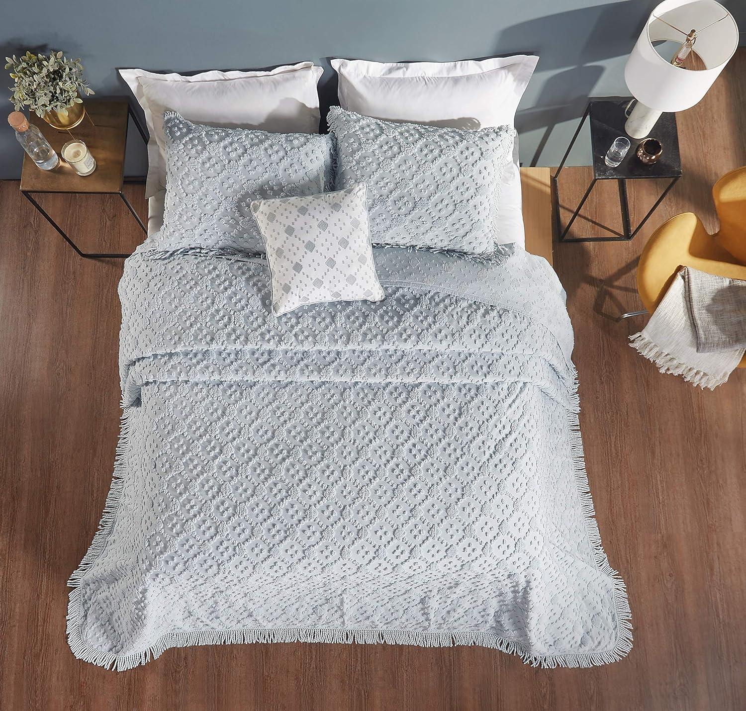 Better Trends Charleston Collection 100% Cotton Bedding sets, Machine Washable Soft and Breathable 4-piece Chenille Bedspread & Sham with Geometric Embroidery, All season