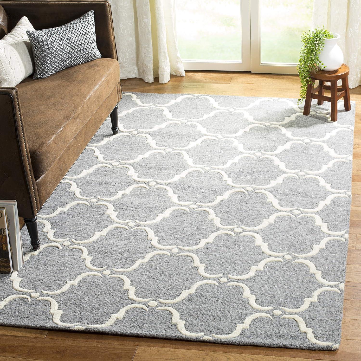 SAFAVIEH Cambridge Hamilton Geometric Wool Area Rug, Blue/Ivory, 8' x 8' Square
