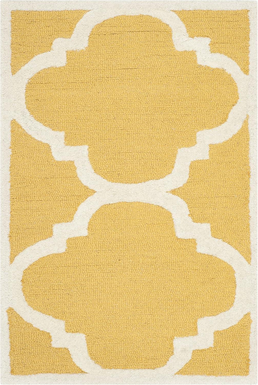 SAFAVIEH Cambridge Justine Geometric Quatrefoil Wool Area Rug, Gold/Ivory, 2' x 3'