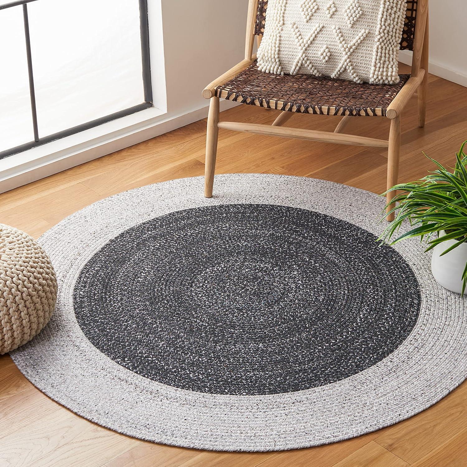 Braided BRD803 Hand Woven Area Rug - Black/Light Gray - 4' round - Safavieh.