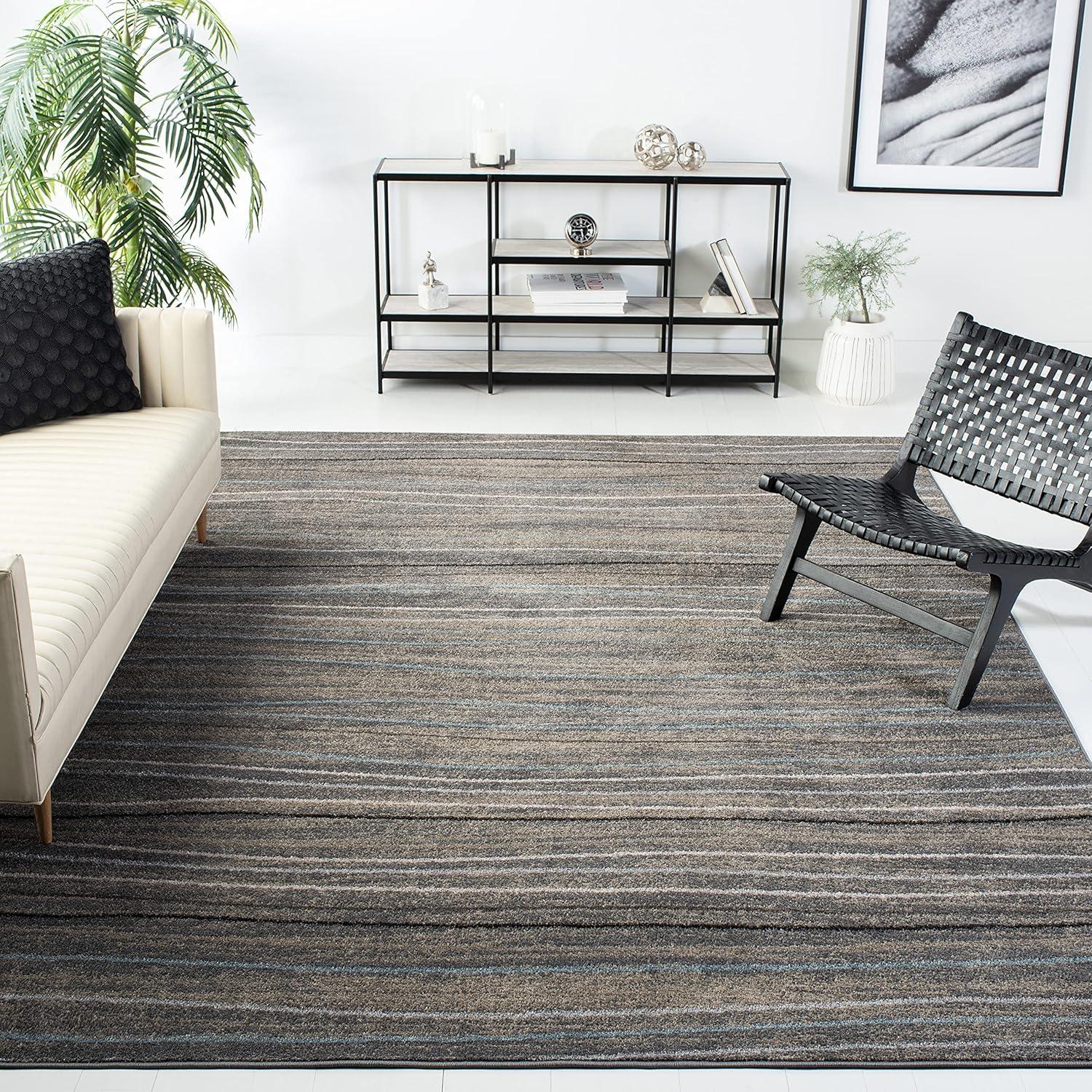 Amsterdam AMS111 Power Loomed Indoor Area Rug - Silver/Beige - 6'7"x9'2" - Safavieh