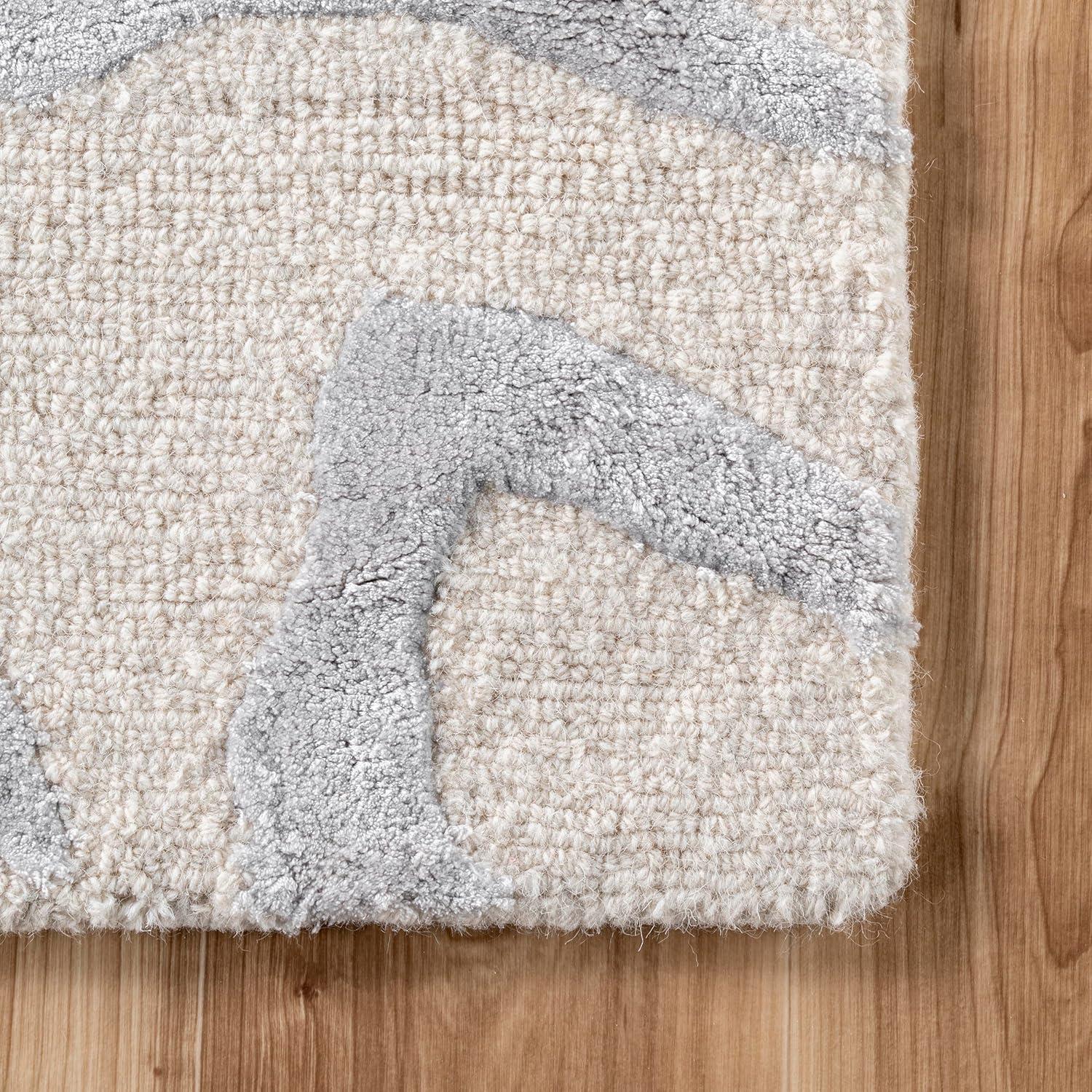 nuLOOM Hand Tufted Plush Zebra Runner Rug, 2' 6" x 6', Gray