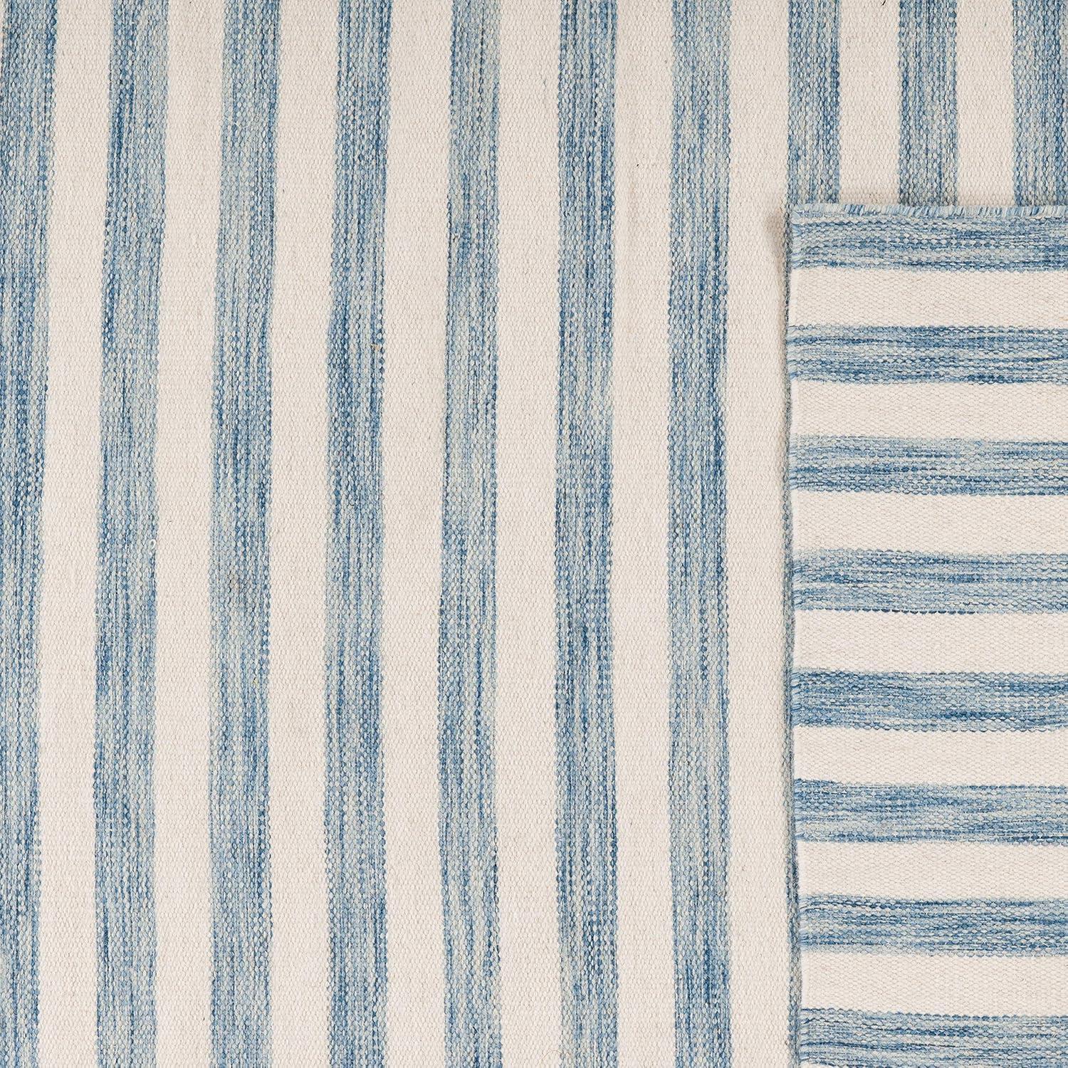 Dhurries DHU575 Hand Woven Flat Weave Area Rug Blue / Ivory 6' X 6'  - Safavieh.
