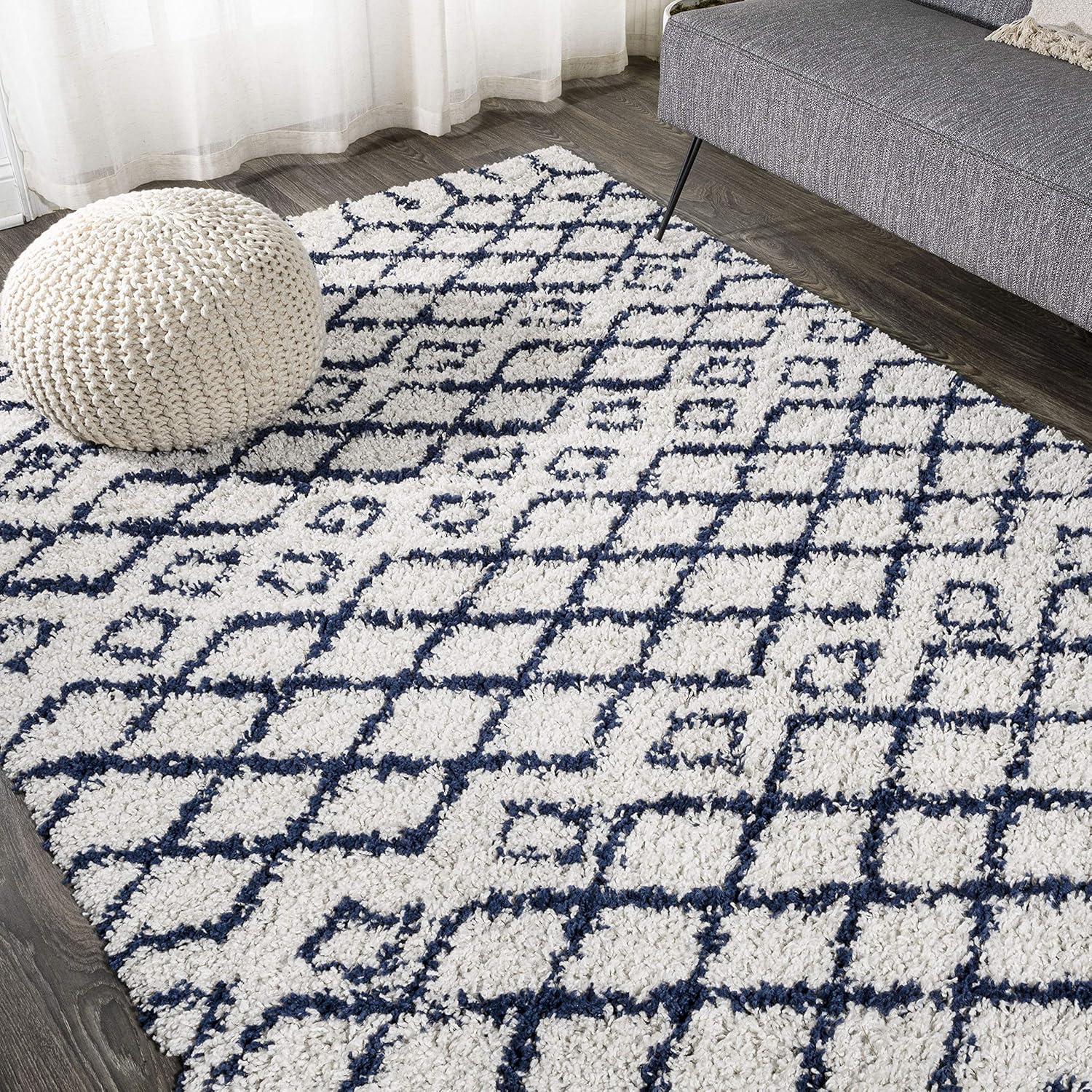 4'x6' Sineu Moroccan Diamond Shag Area Rug, Beige/Navy - JONATHAN Y