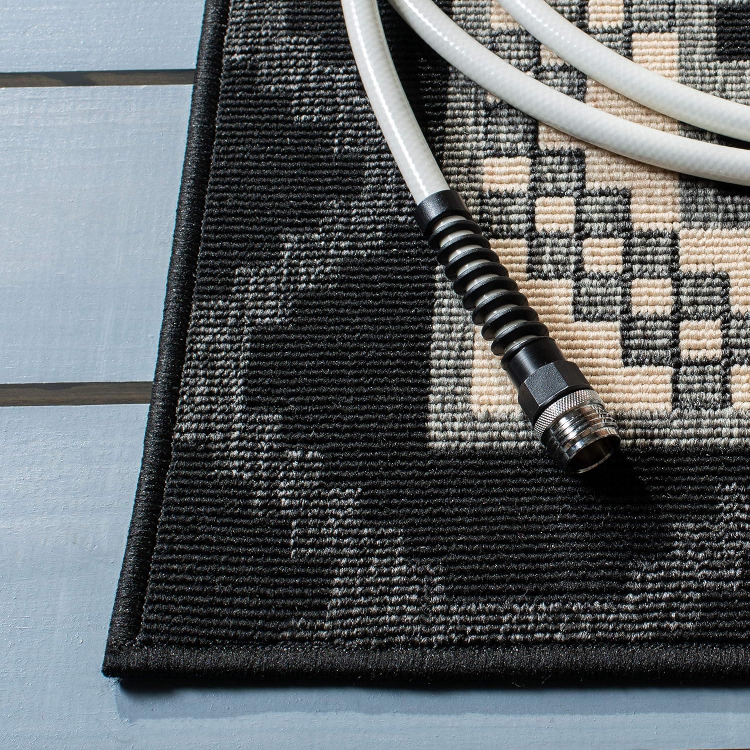 Veranda VER096 Power Loomed Indoor/Outdoor Area Rug - Black/Beige - 4'x5'7" - Safavieh