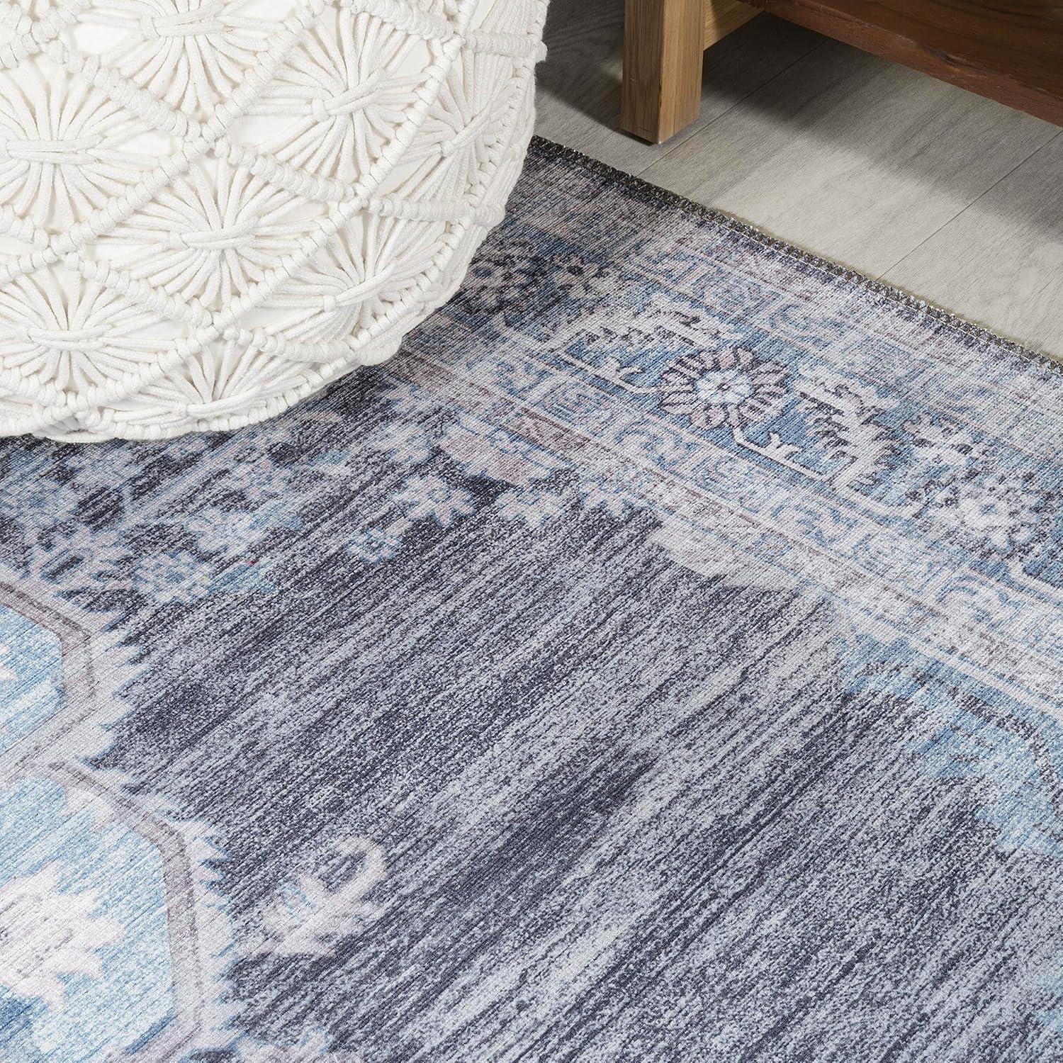 Wincer Chenille Cottage Medallion Machine-Washable Gray/Blue/White 5 ft. x 8 ft. Area Rug - JONATHAN Y