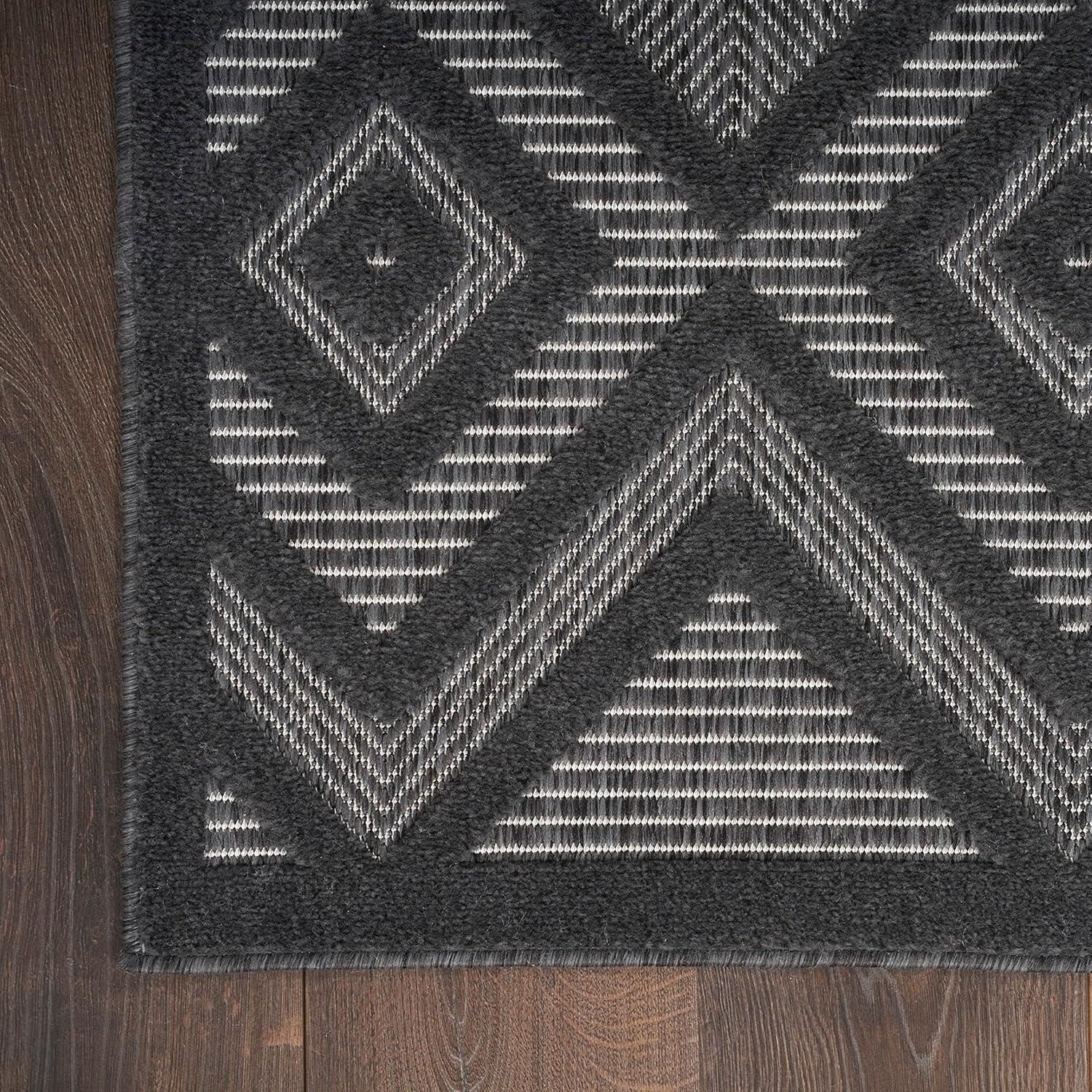 Nourison Versatile Diamond Geometric Flatweave Indoor Outdoor Area Rug Charcoal/Black 4' x 6'
