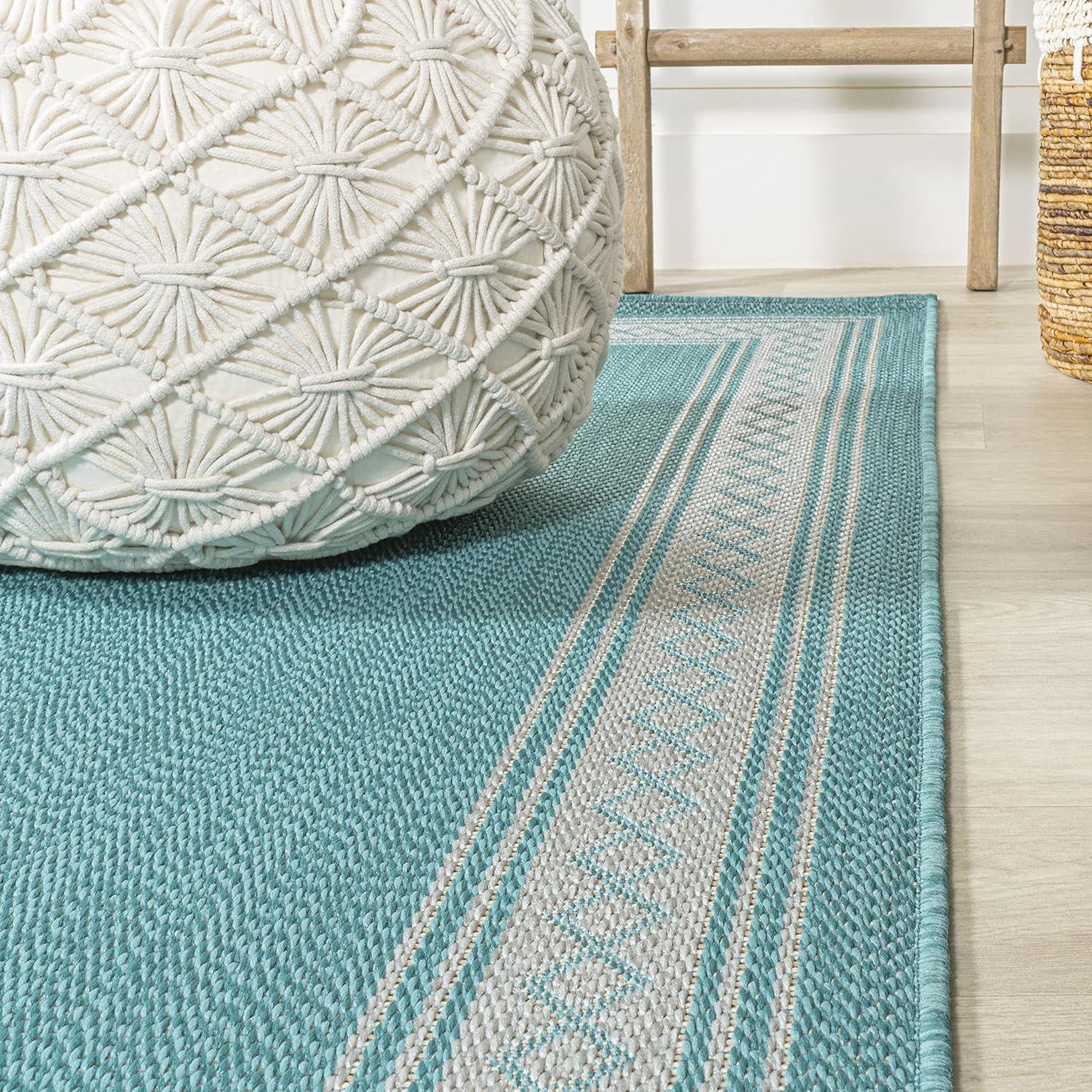 Lucia Classic Diamond Border Indoor/Outdoor Area Rug - JONATHAN Y