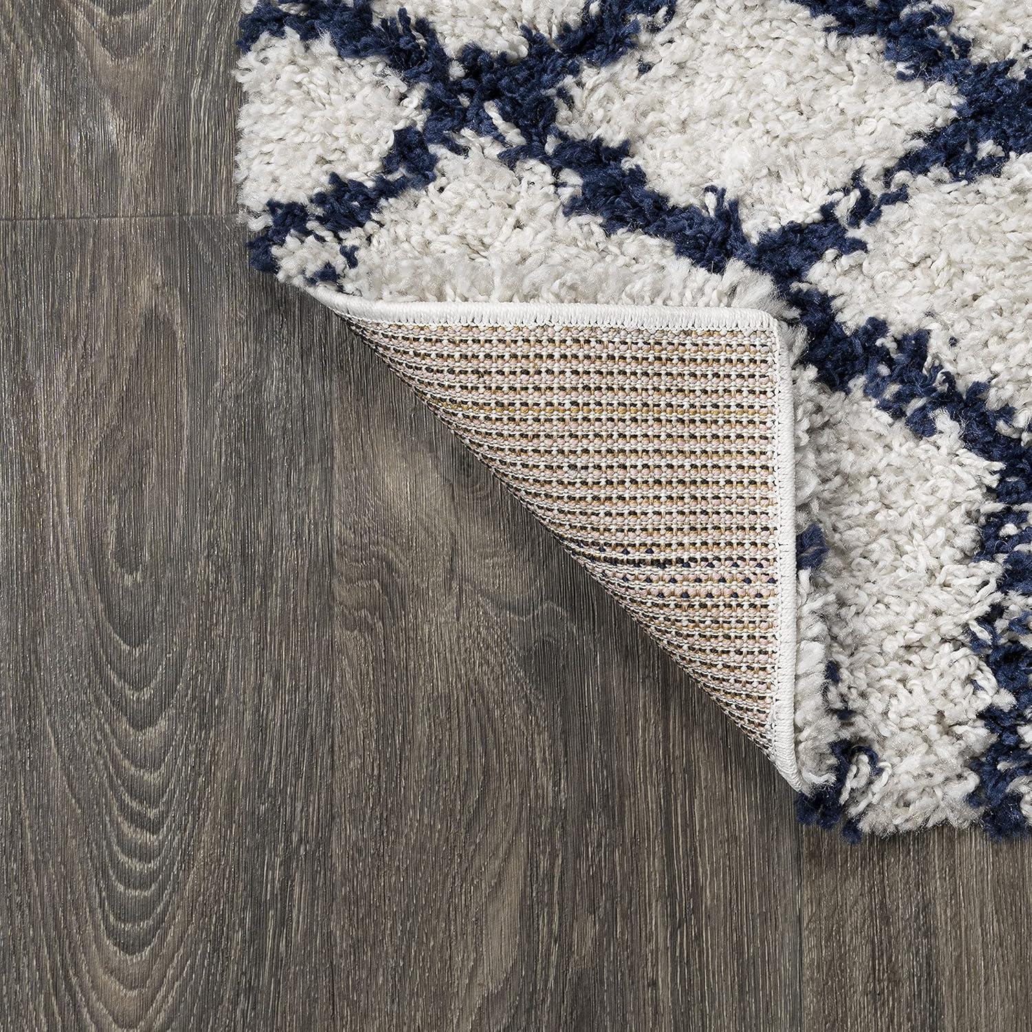4'x6' Sineu Moroccan Diamond Shag Area Rug, Beige/Navy - JONATHAN Y