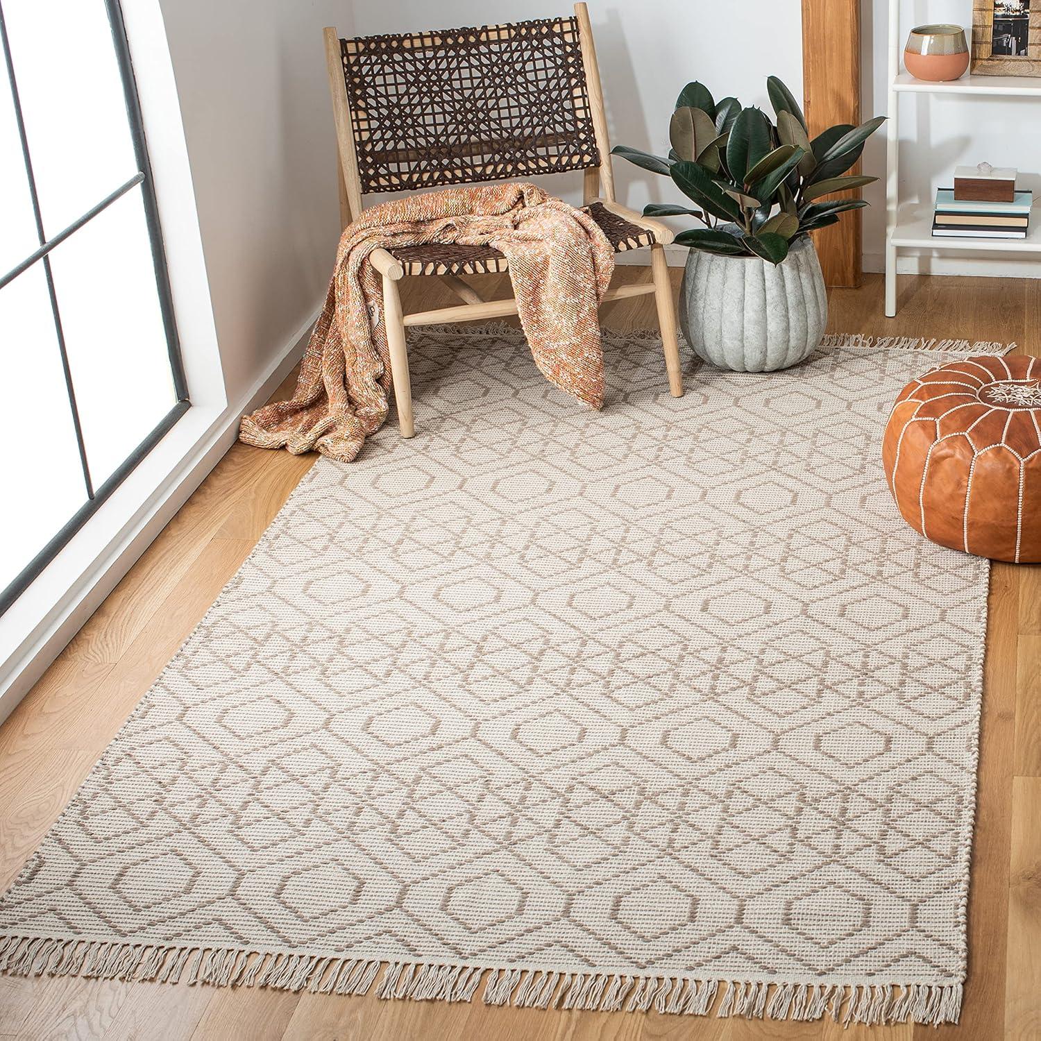 Montauk MTK652 Hand Loomed Indoor Rug - Safavieh