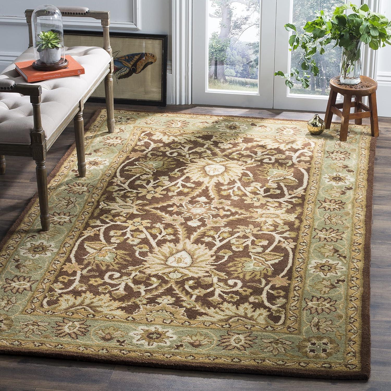 SAFAVIEH Antiquity Beaumont Traditional Wool Area Rug, Chocolate/Blue, 4' x 6'