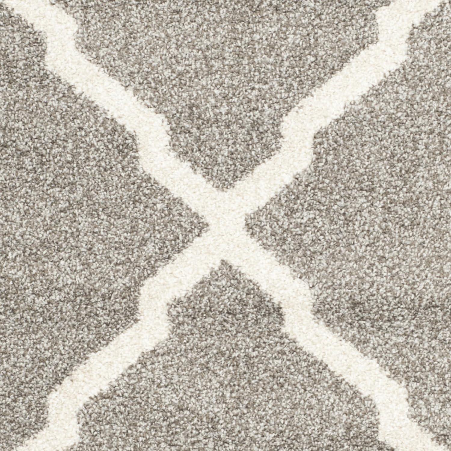 Amherst AMT421 Power Loomed Area Rug  - Safavieh