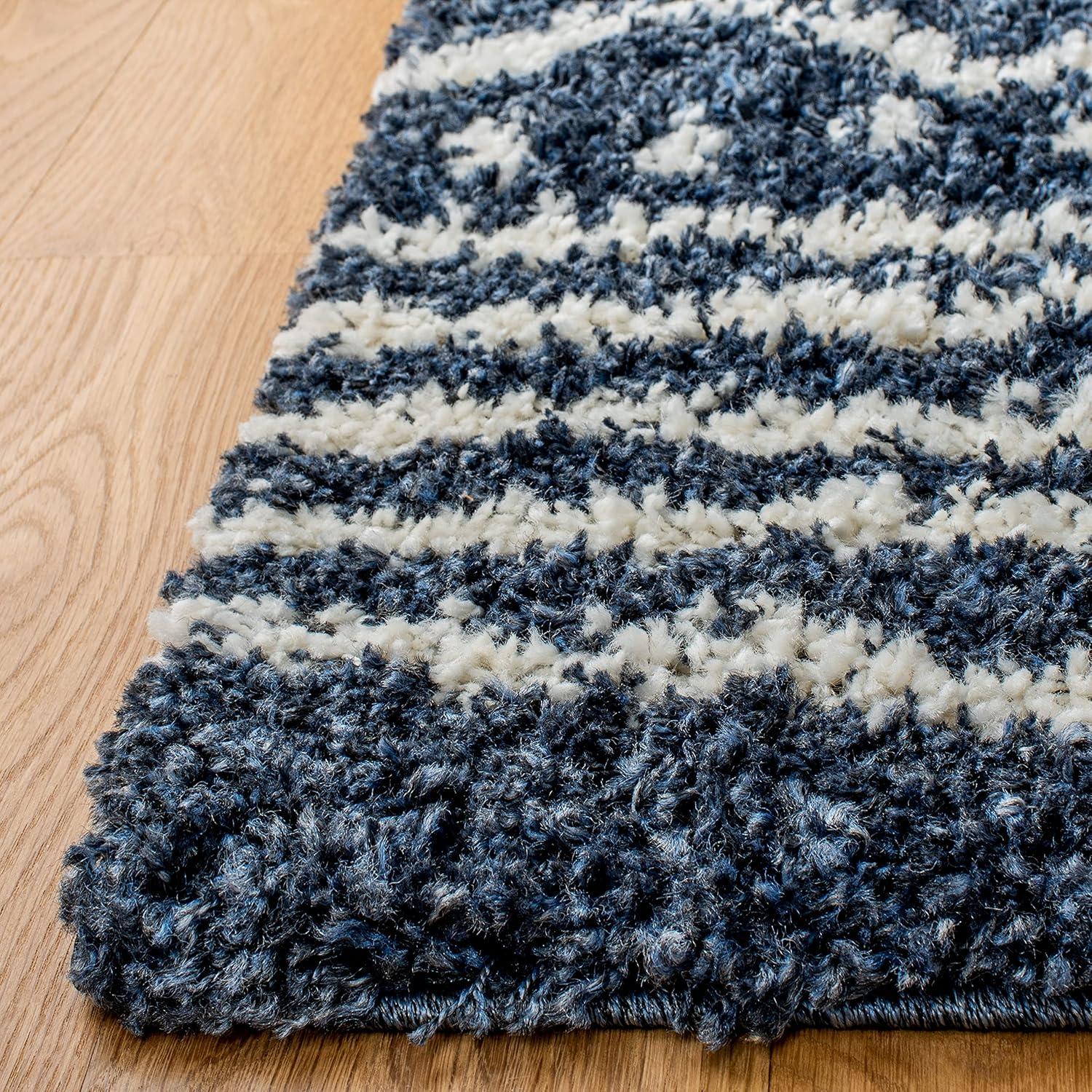 SAFAVIEH Arizona Teagan Geometric Shag Area Rug, Slate Blue/Ivory, 5'1" x 7'6"