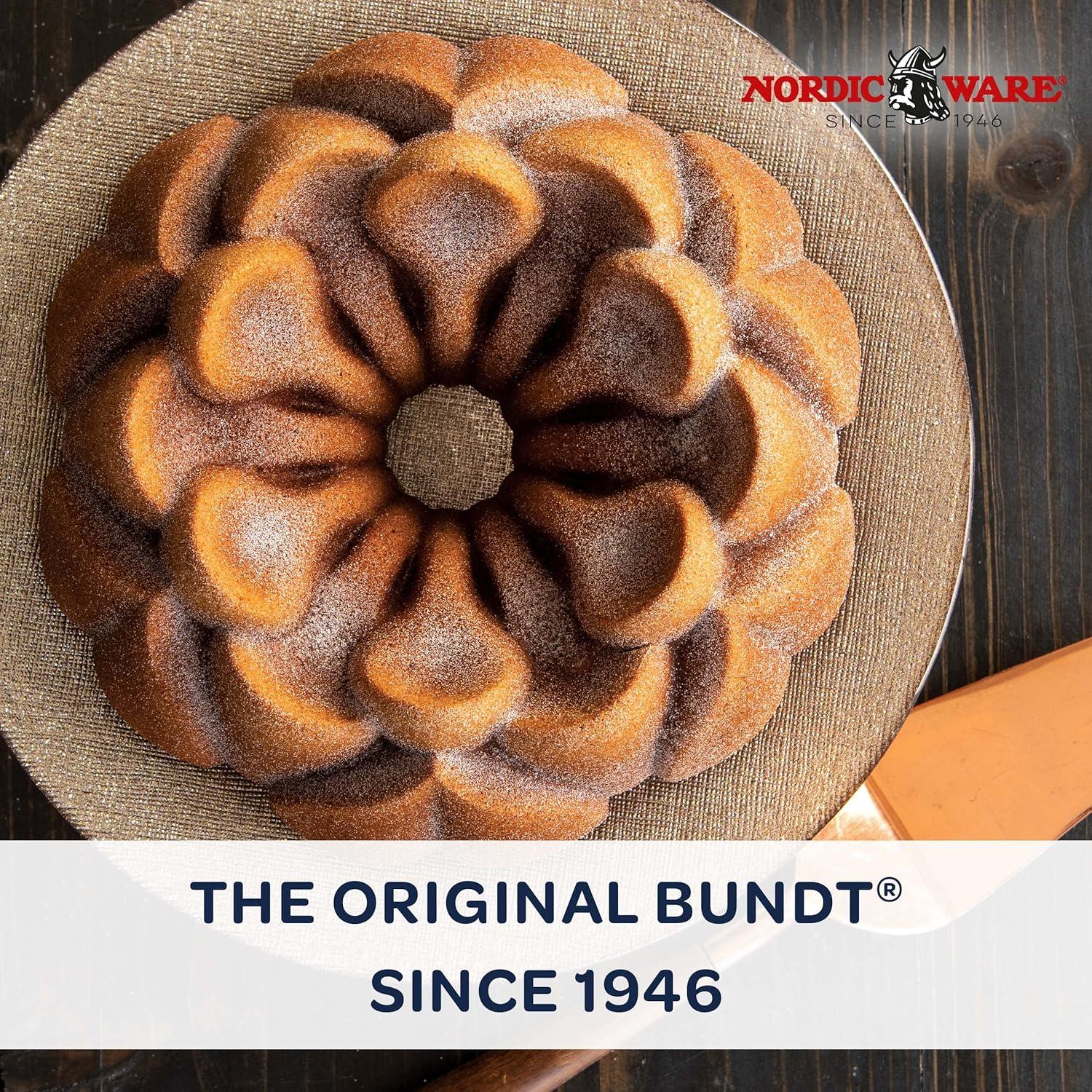 Nordic Ware Magnolia Bundt® Pan