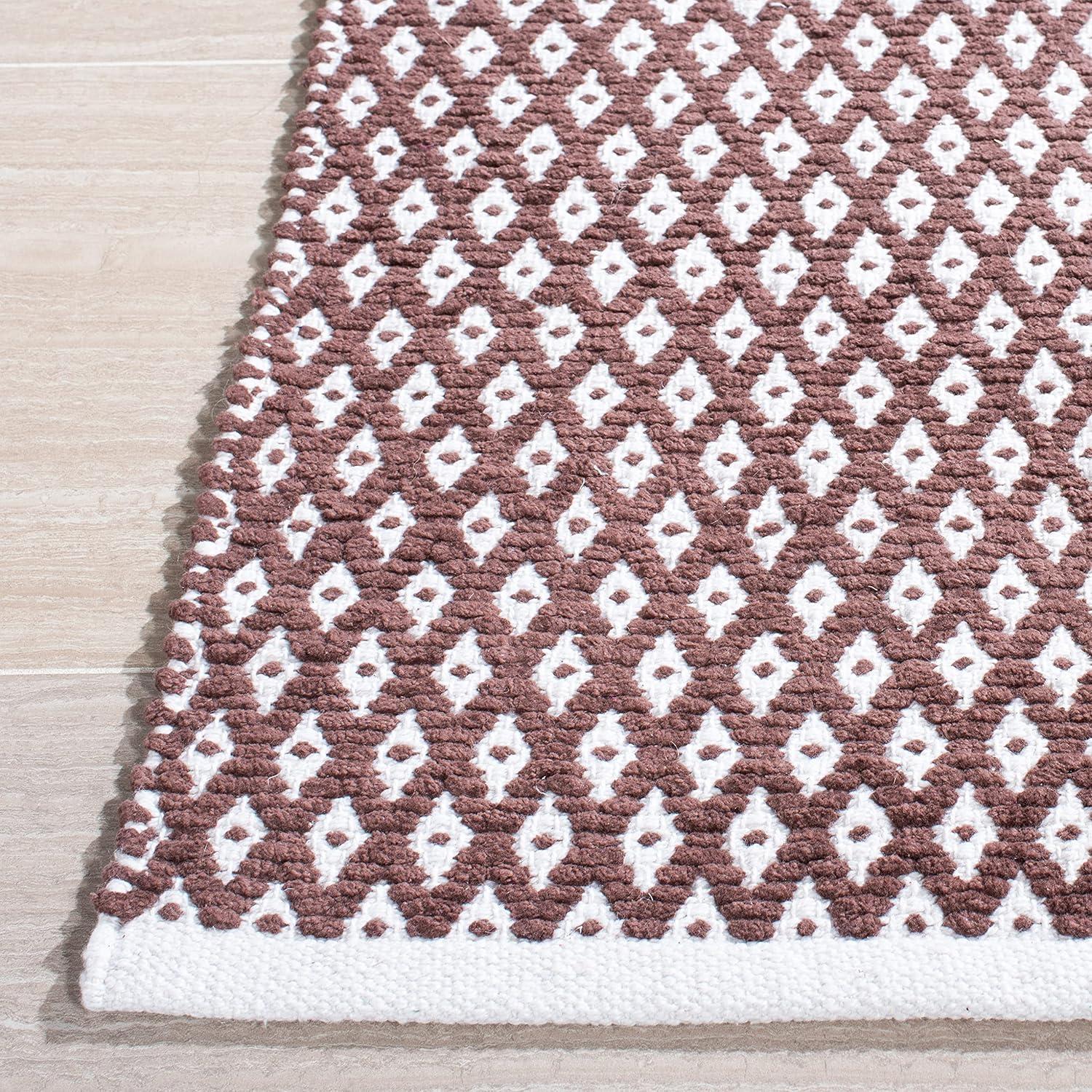 Boston BOS685 Power Loomed Area Rug  - Safavieh