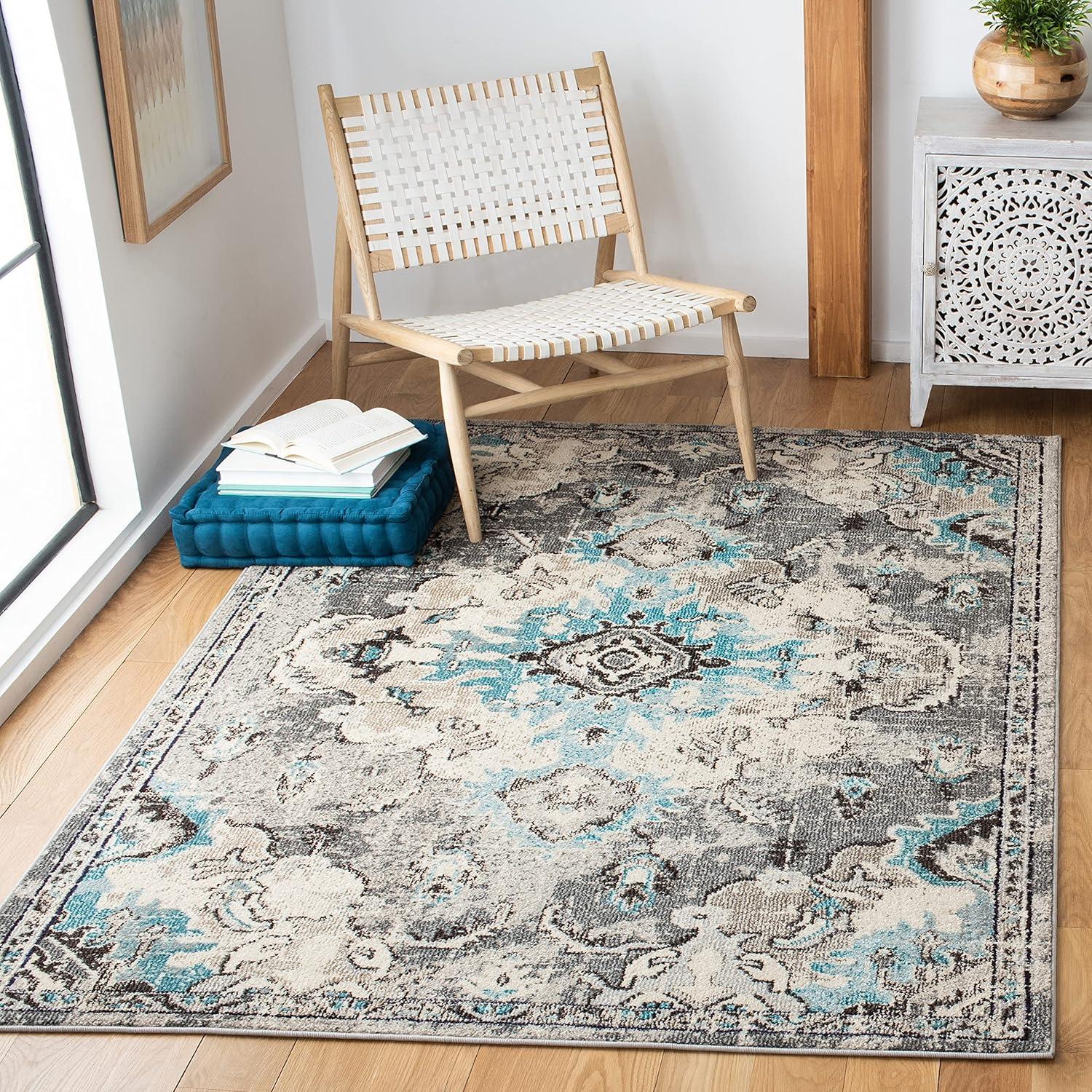 SAFAVIEH Madison Elinor Traditional Distressed Area Rug, Grey/Light Blue, 3' x 5'