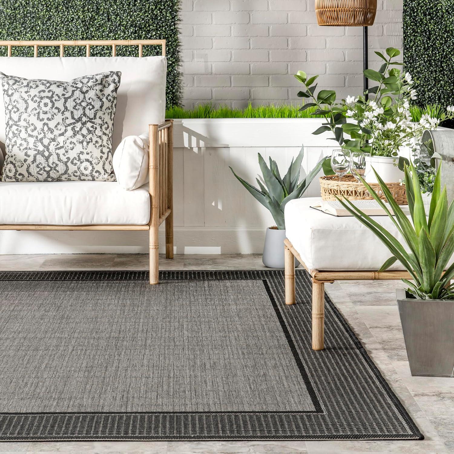 Nuloom Gris Bordered 3x5 Indoor/Outdoor Accent Rug for Living Room Patio Deck Front Porch Entryway Kitchen, Grey/Black