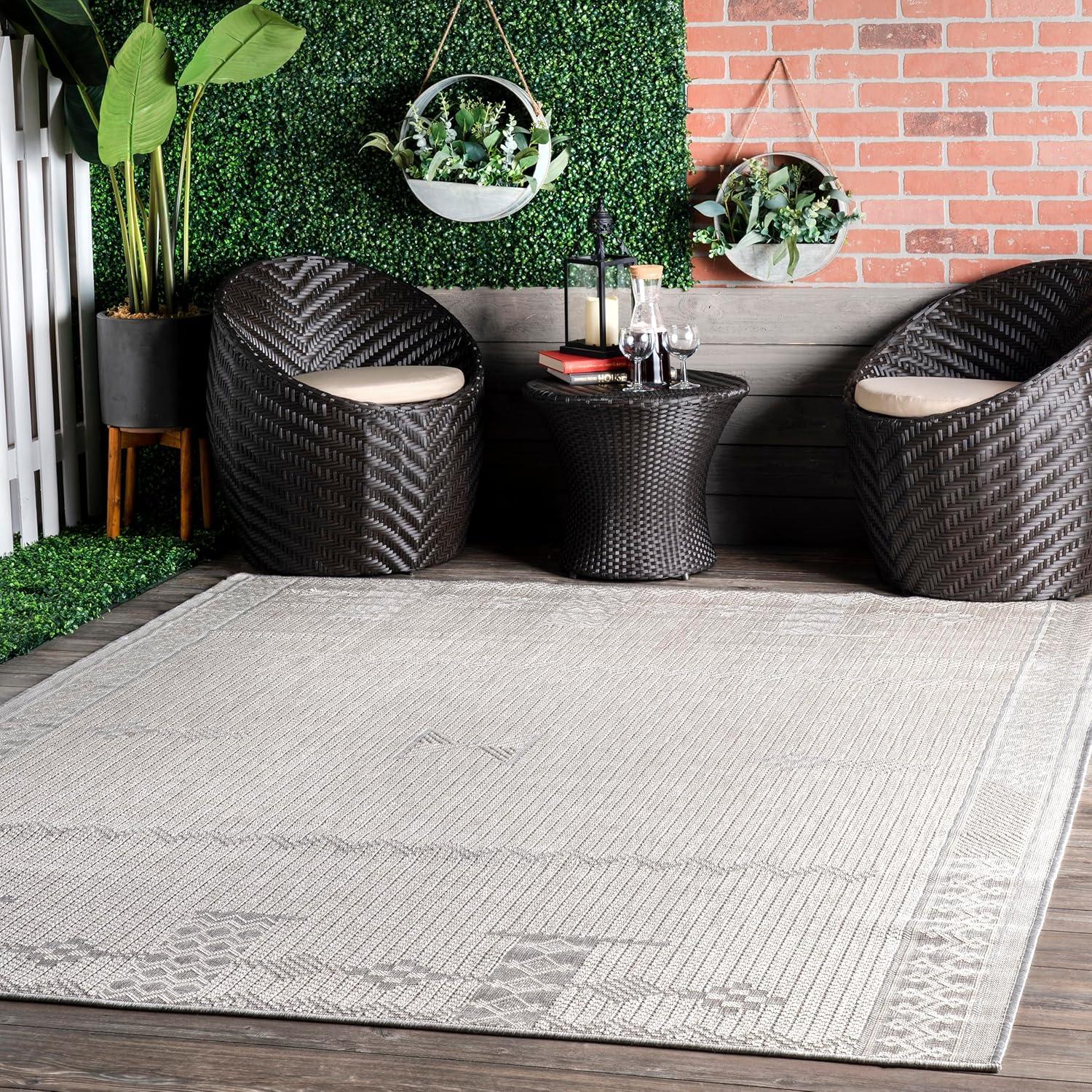 Nuloom Lowen Global Indoor/Outdoor Area Rug, 5' x 8'