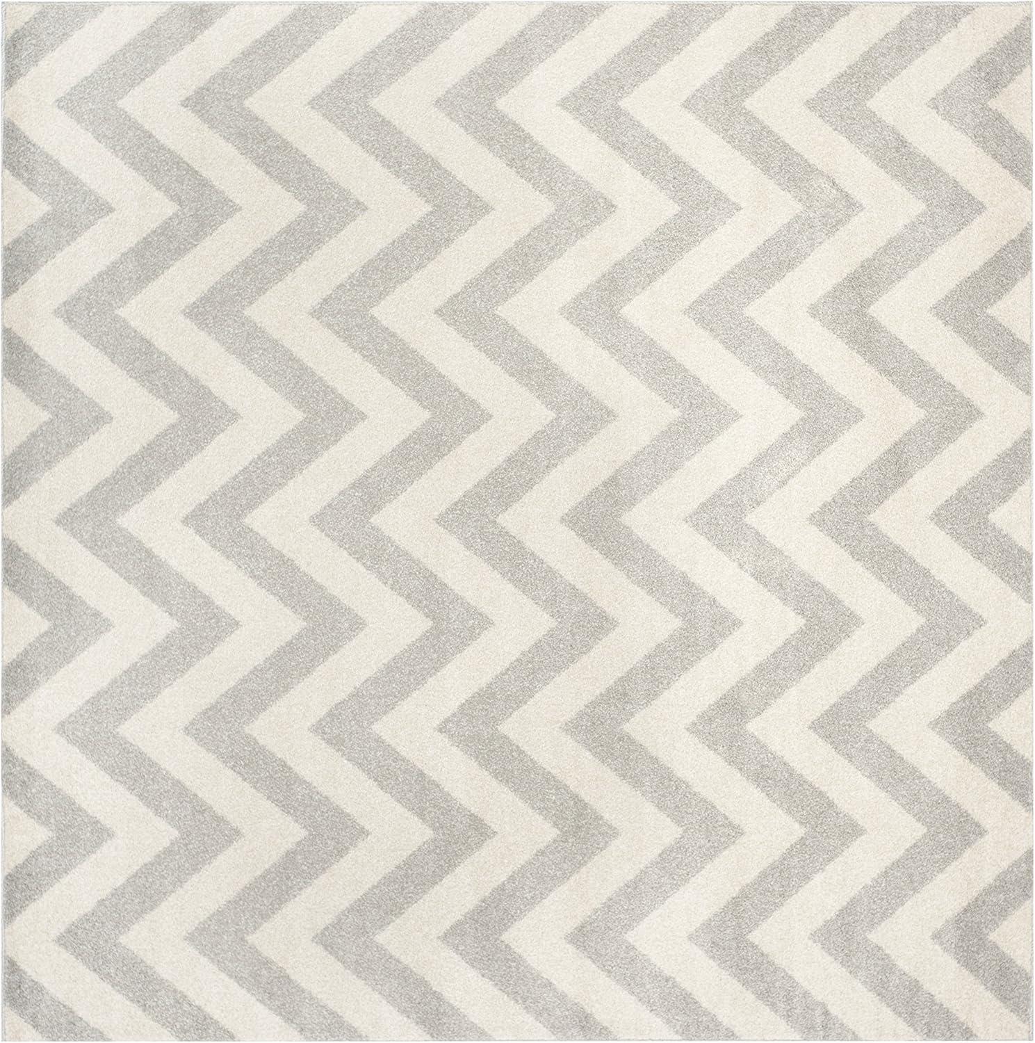 Amherst AMT419 Power Loomed Indoor Area Rug - Light Grey/Beige - 5'x5' - Safavieh