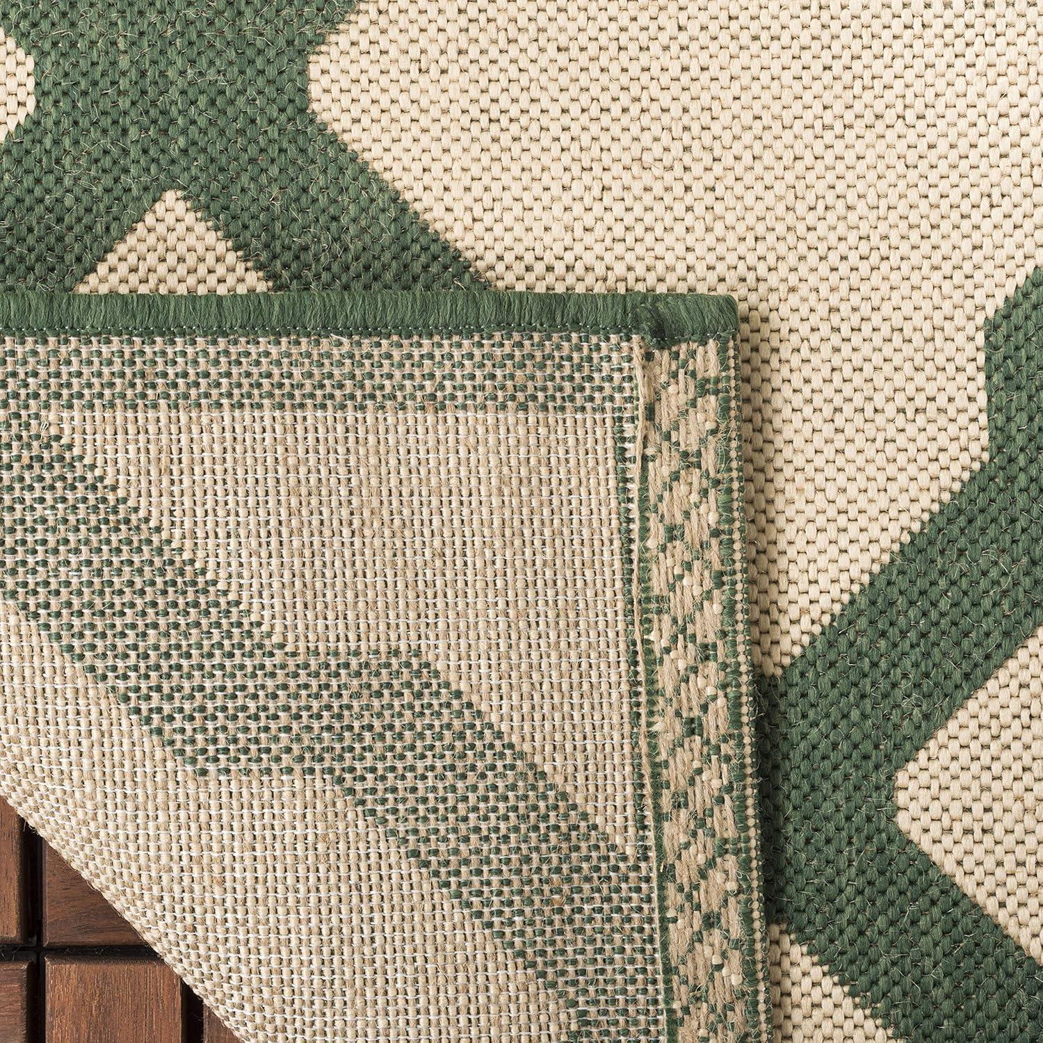 SAFAVIEH Beach House Loraine Trellis Indoor/Outdoor Area Rug Cream/Green, 5'3" x 7'6"