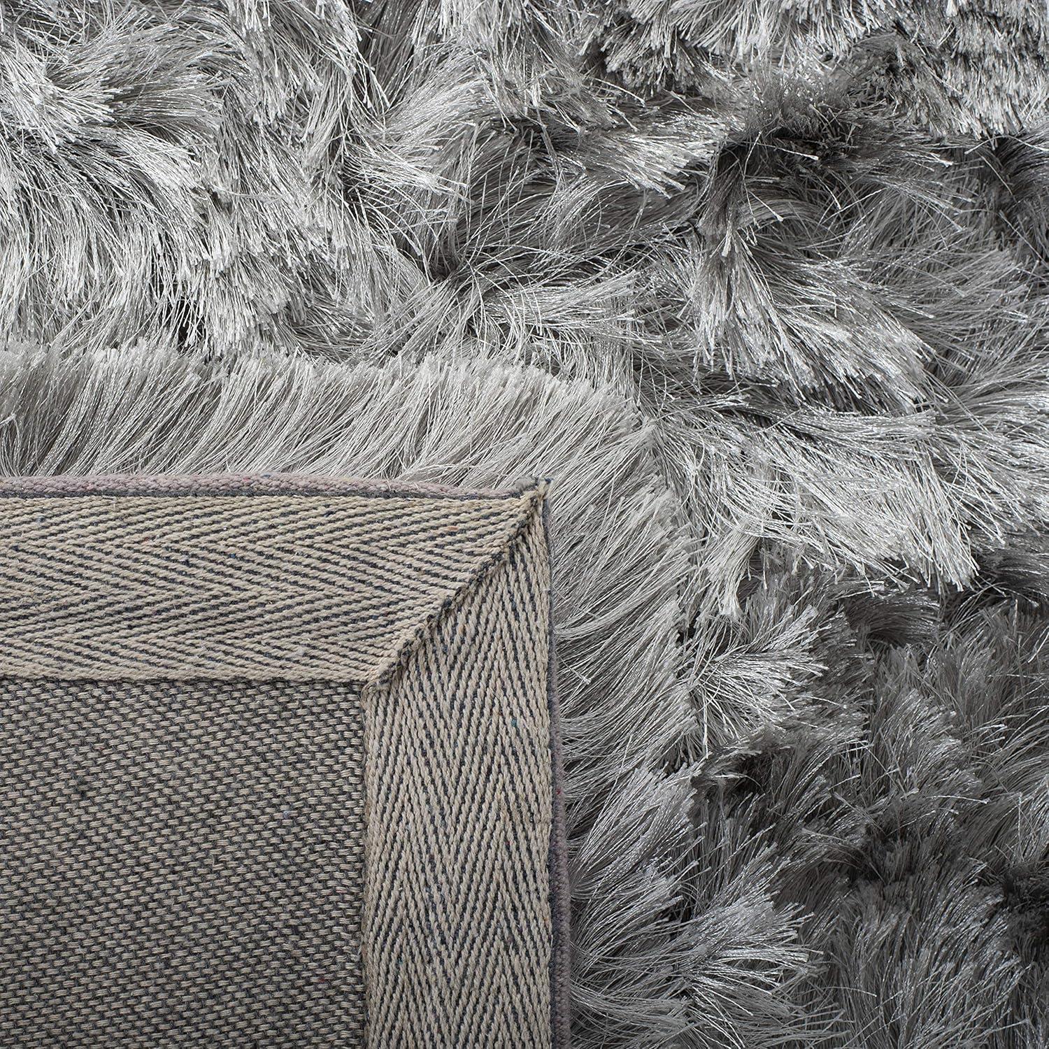 Ocean Shag OCG101 Hand Tufted Indoor Accent Rug - 4'x4' - Silver - Safavieh