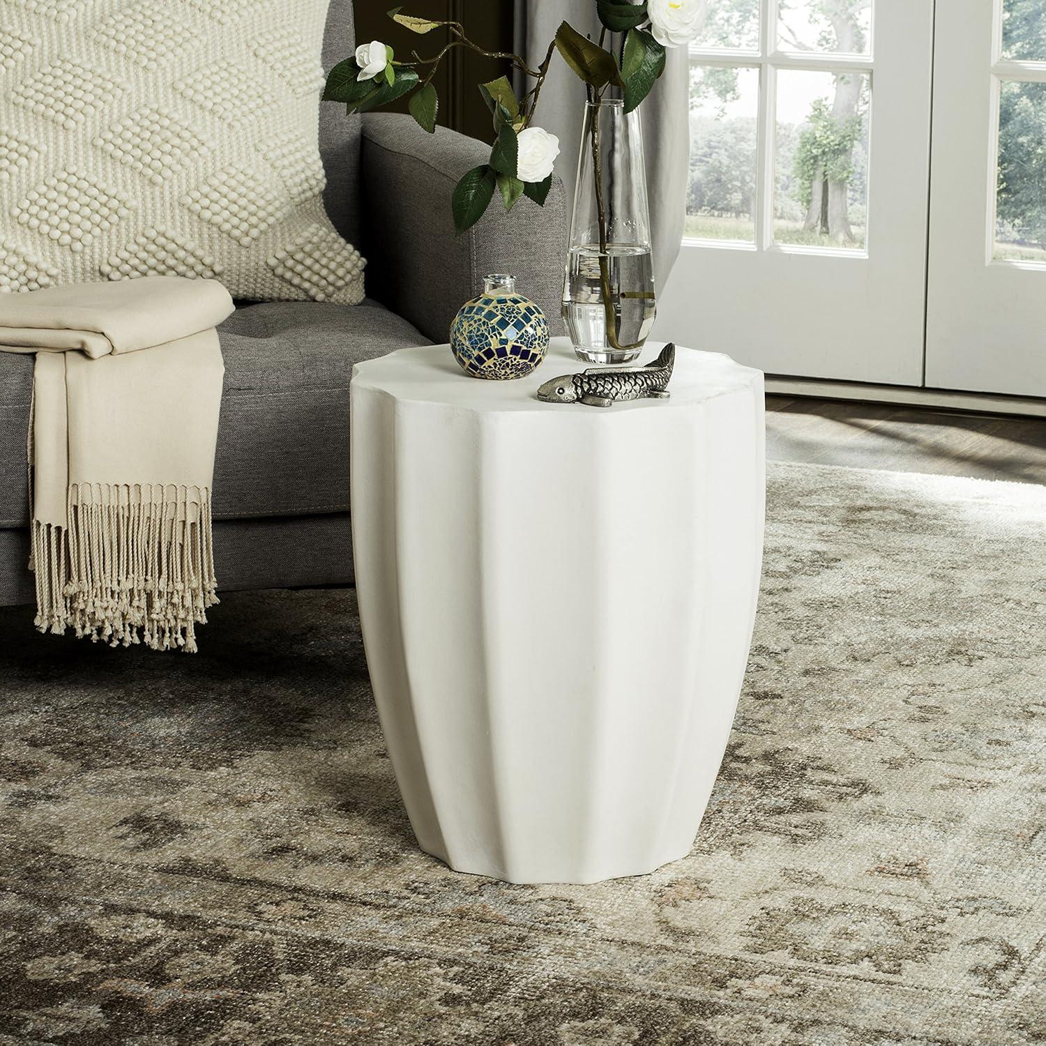 Jaslyn Accent Stool - Indoor/Outdoor - VNN1010 - Black - Safavieh