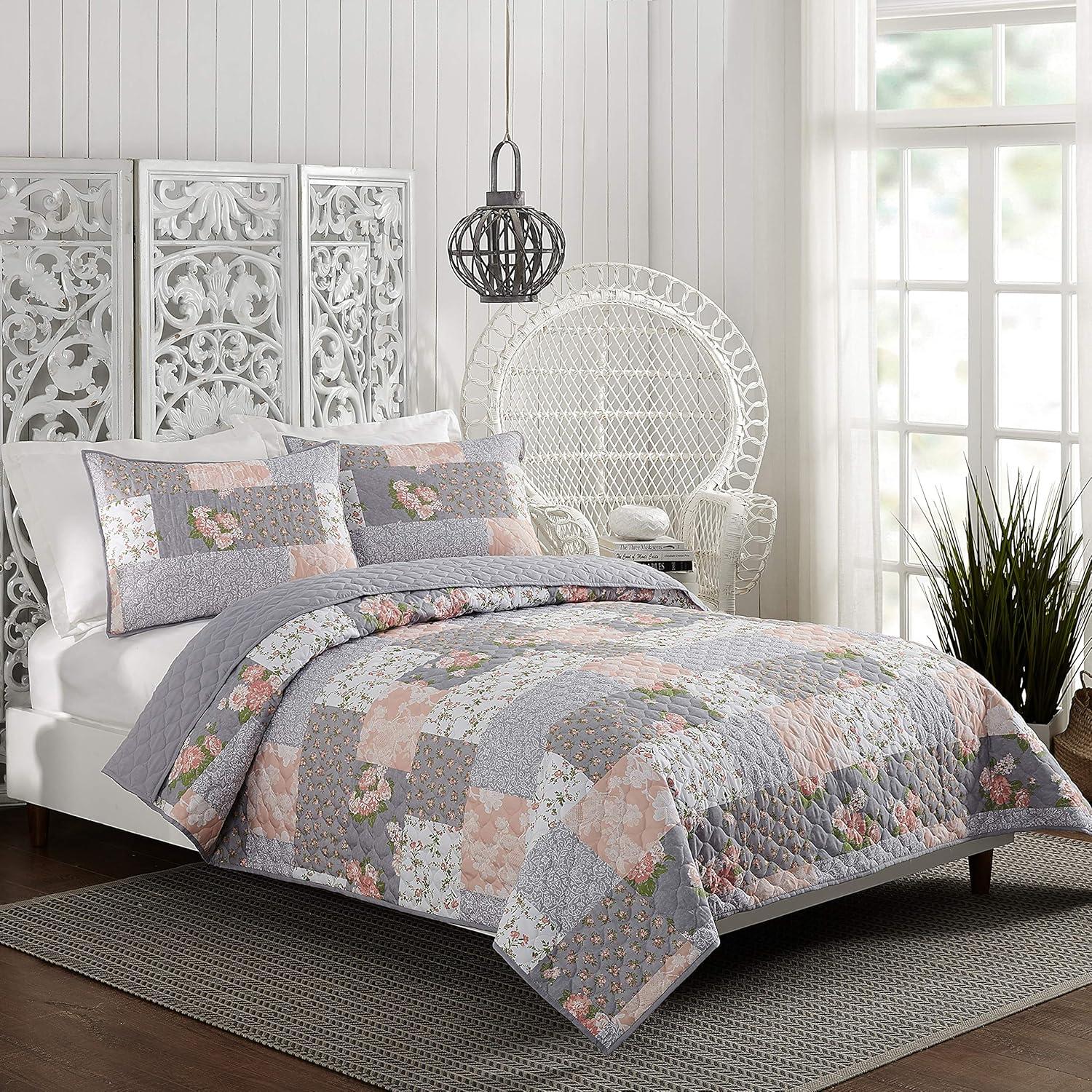 Gray Reversible Patchwork Microfiber Full Quilt Set