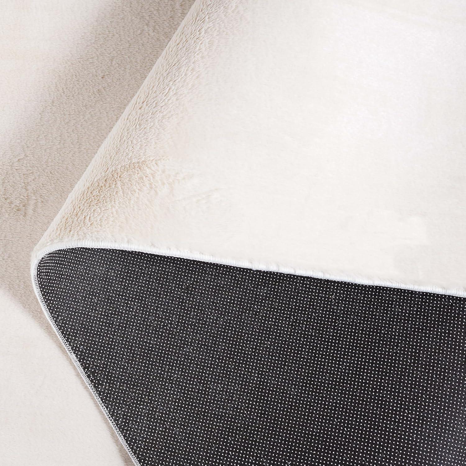 SAFAVIEH Faux Rabbit Fur Daven Solid Area Rug, Beige, 6' x 9'