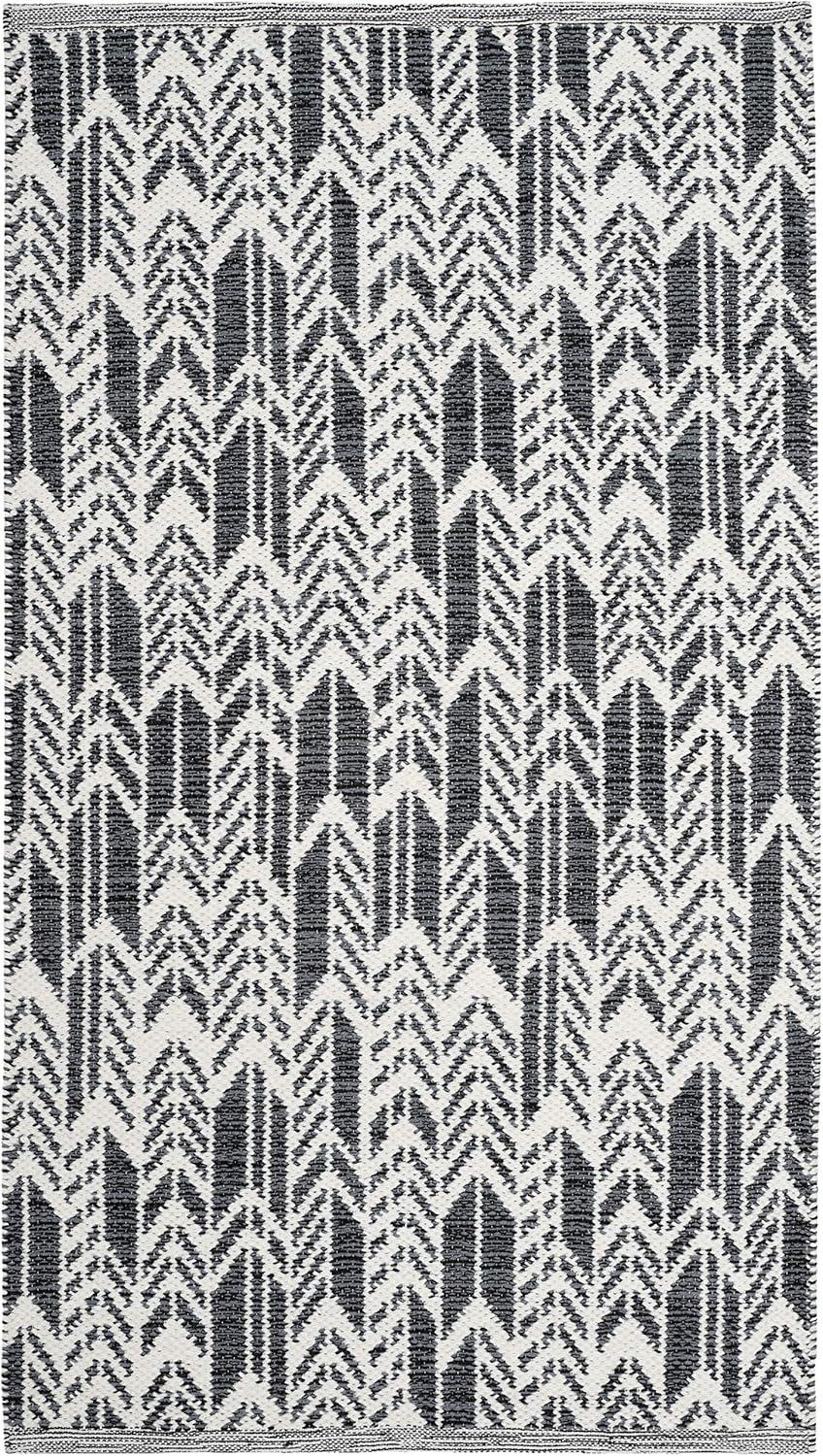 Montauk MTK609 Hand Woven Indoor Accent Rug - Black/Ivory - 2'3"x3'9" - Safavieh