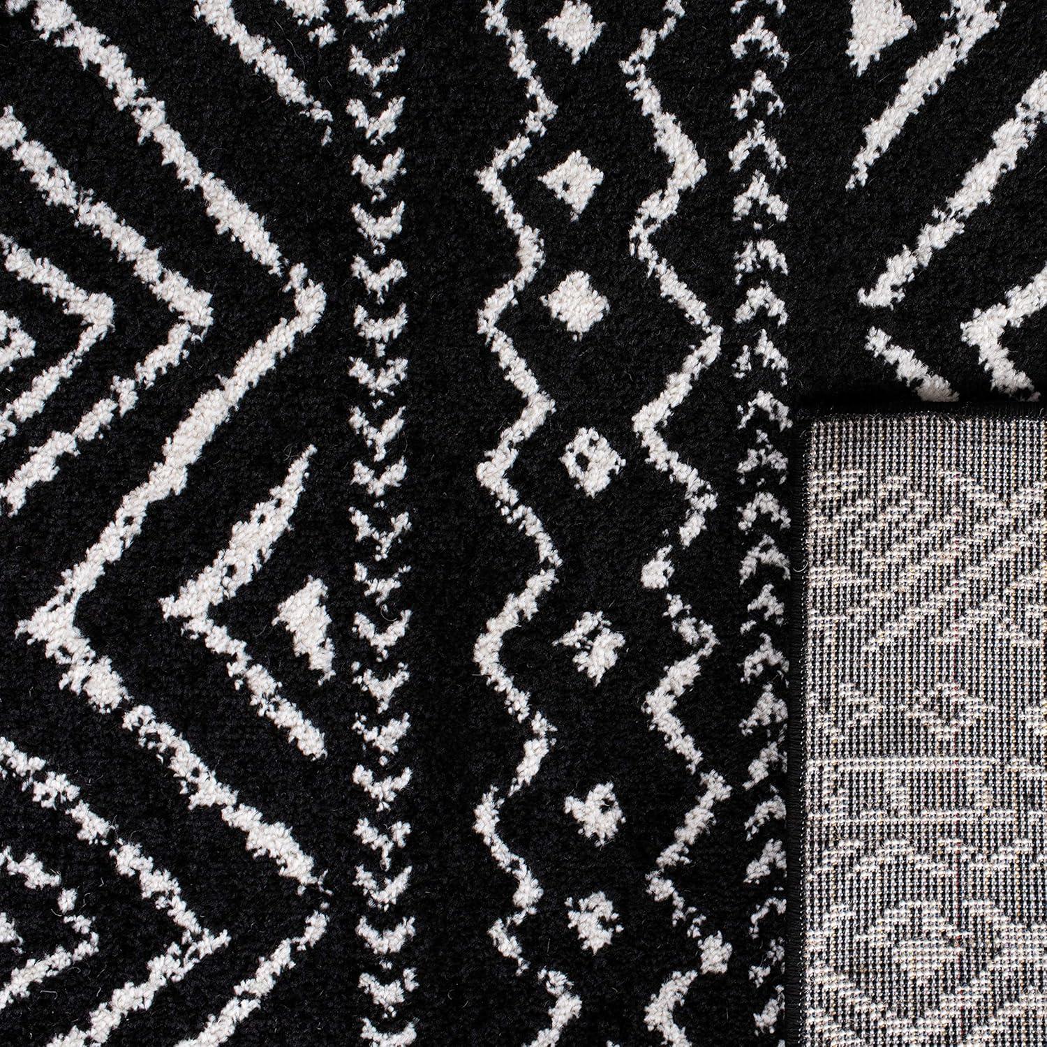 Tulum TUL267 Power Loomed Area Rug - Black/Ivory - 5'3"x7'6" - Safavieh.