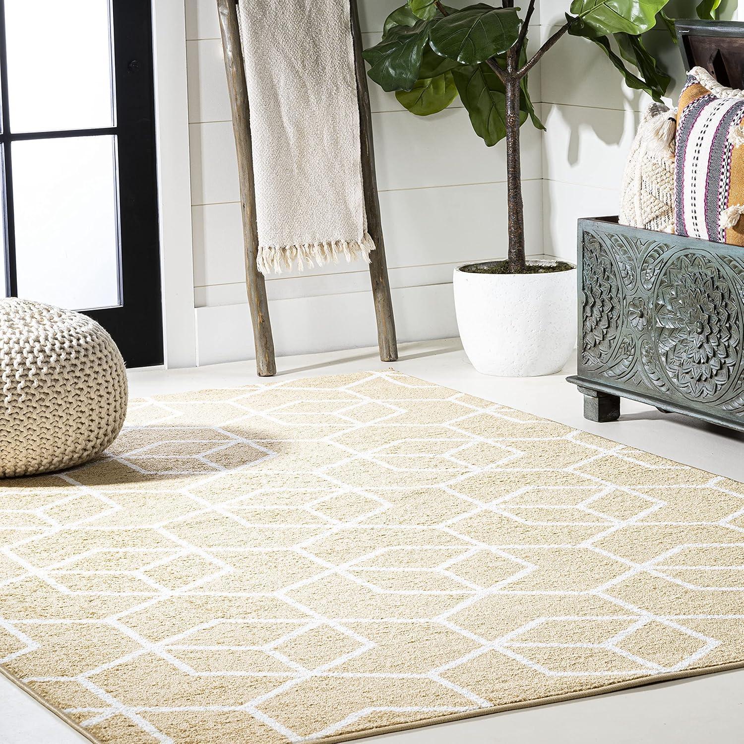 5'x8' Tumbling Blocks Modern Geometric Area Rug, Gold/White - JONATHAN Y