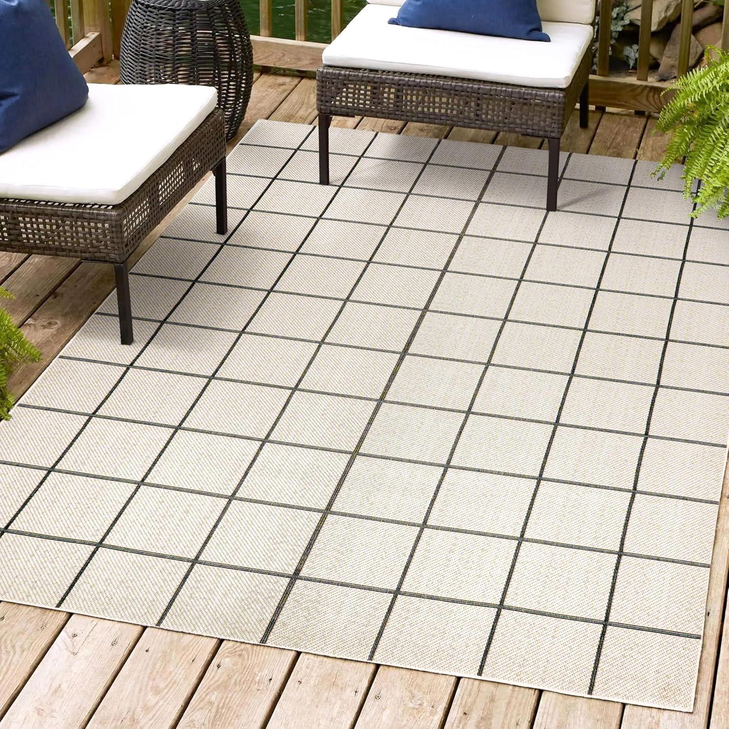 Grid Modern Squares Indoor/Outdoor Area Rug - JONATHAN Y