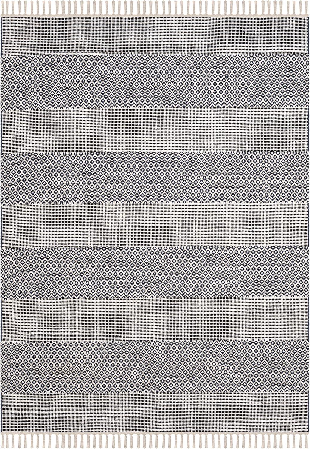 Montauk MTK330 Hand Woven Indoor Rug - Safavieh