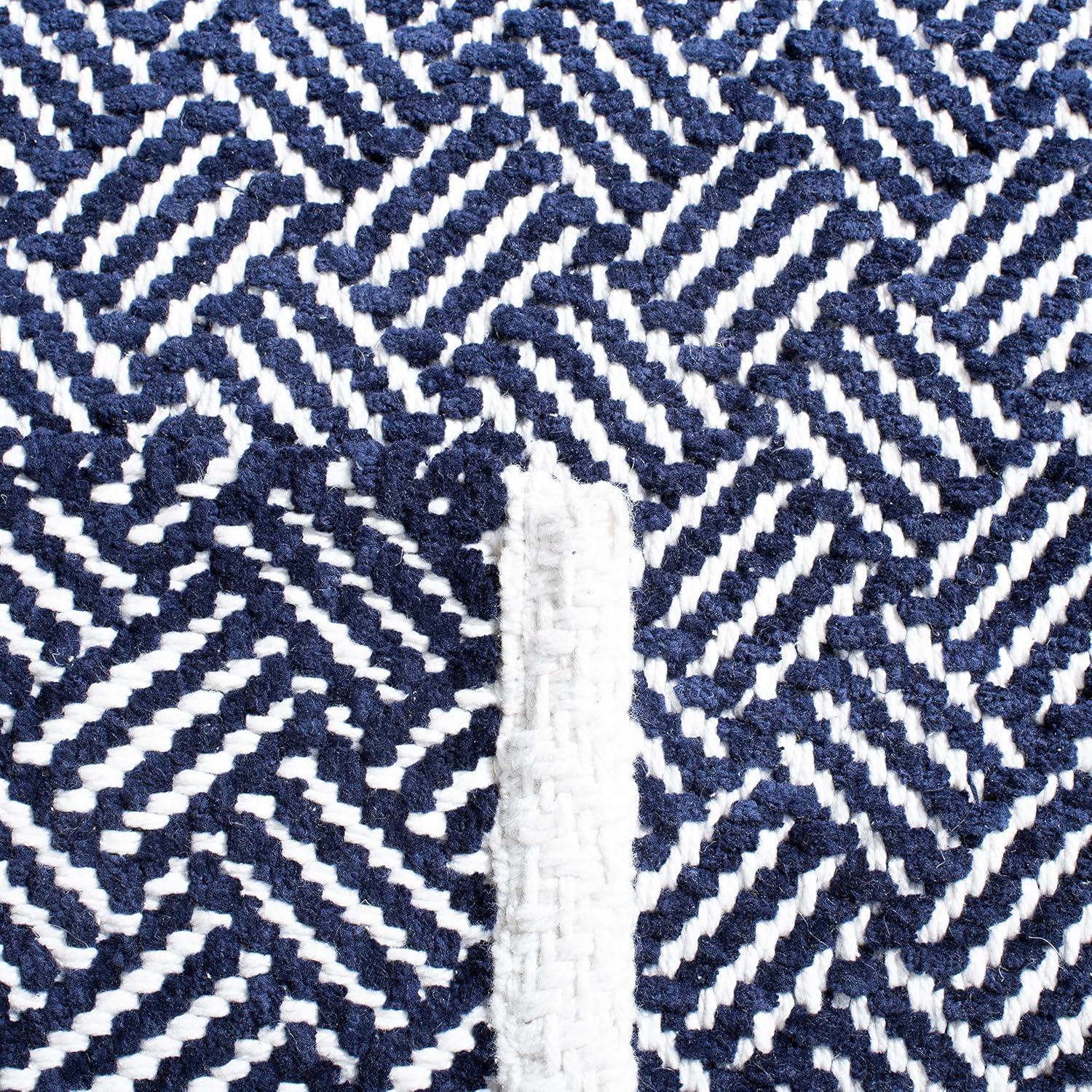 Boston BOS680 Power Loomed Accent Rug - Navy - 2'6"x4' - Safavieh.
